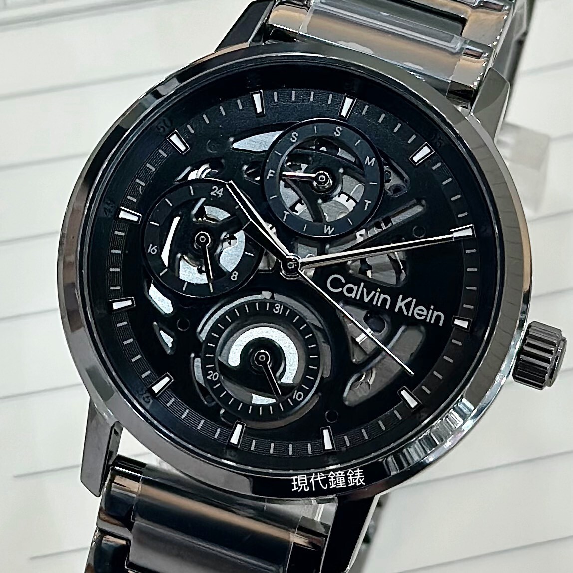 【CALVIN KLEIN】全黑半簍空鍊帶錶CK25200563 40mm 現代鐘錶