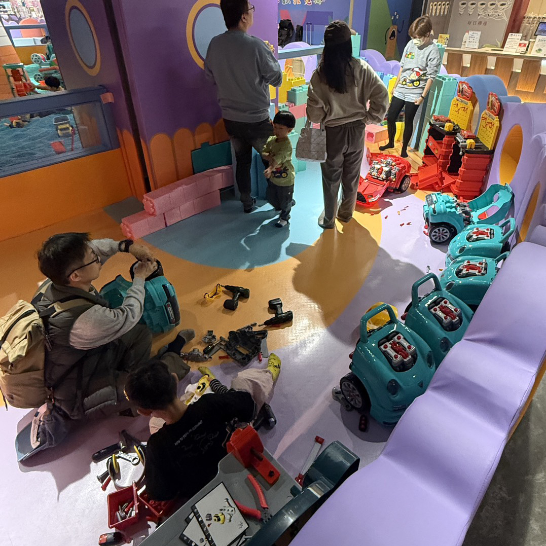室內親子角色扮演遊戲區