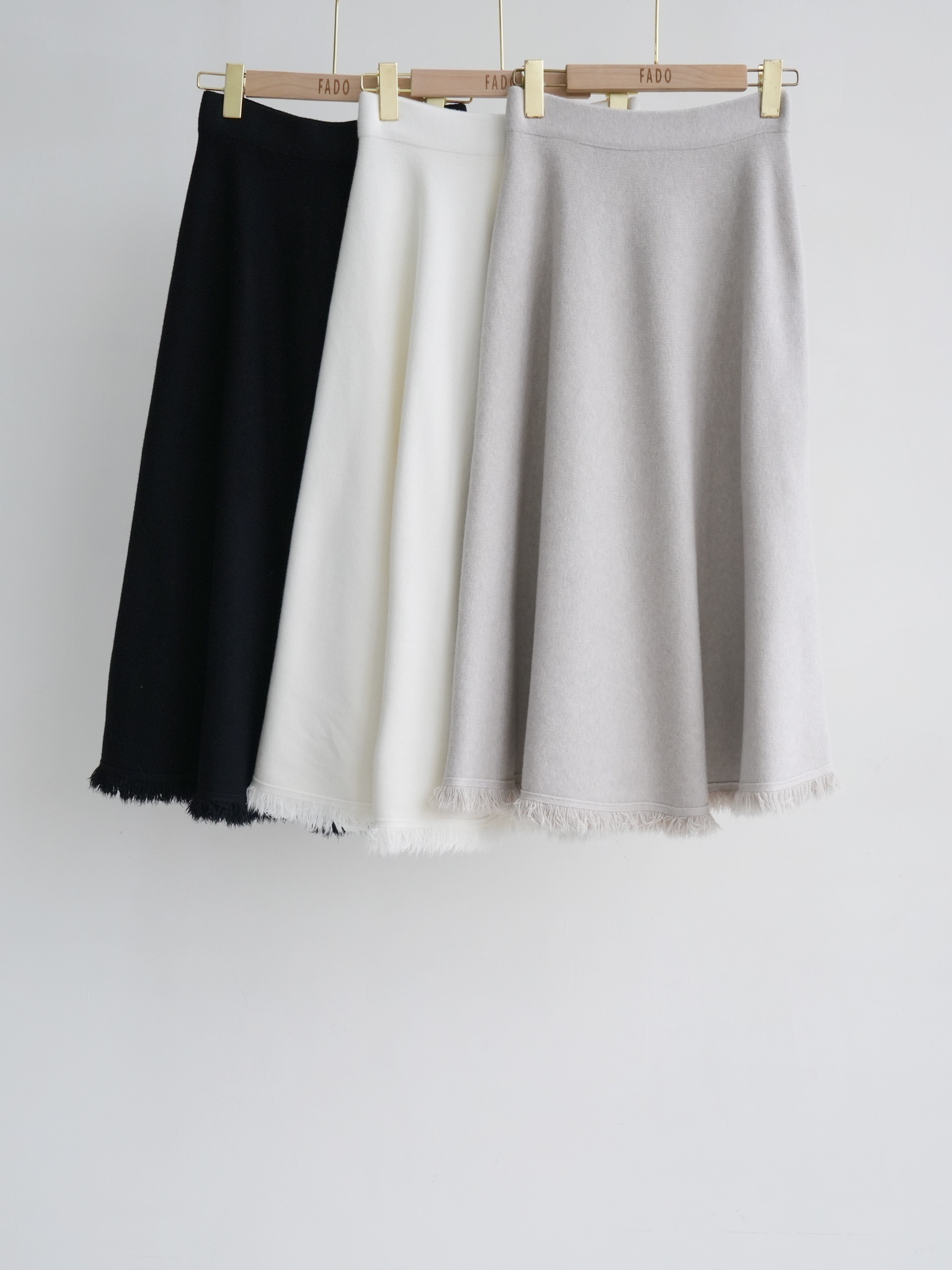 法朵Fado Shop｜裙襬流蘇針織裙 413A004 三色