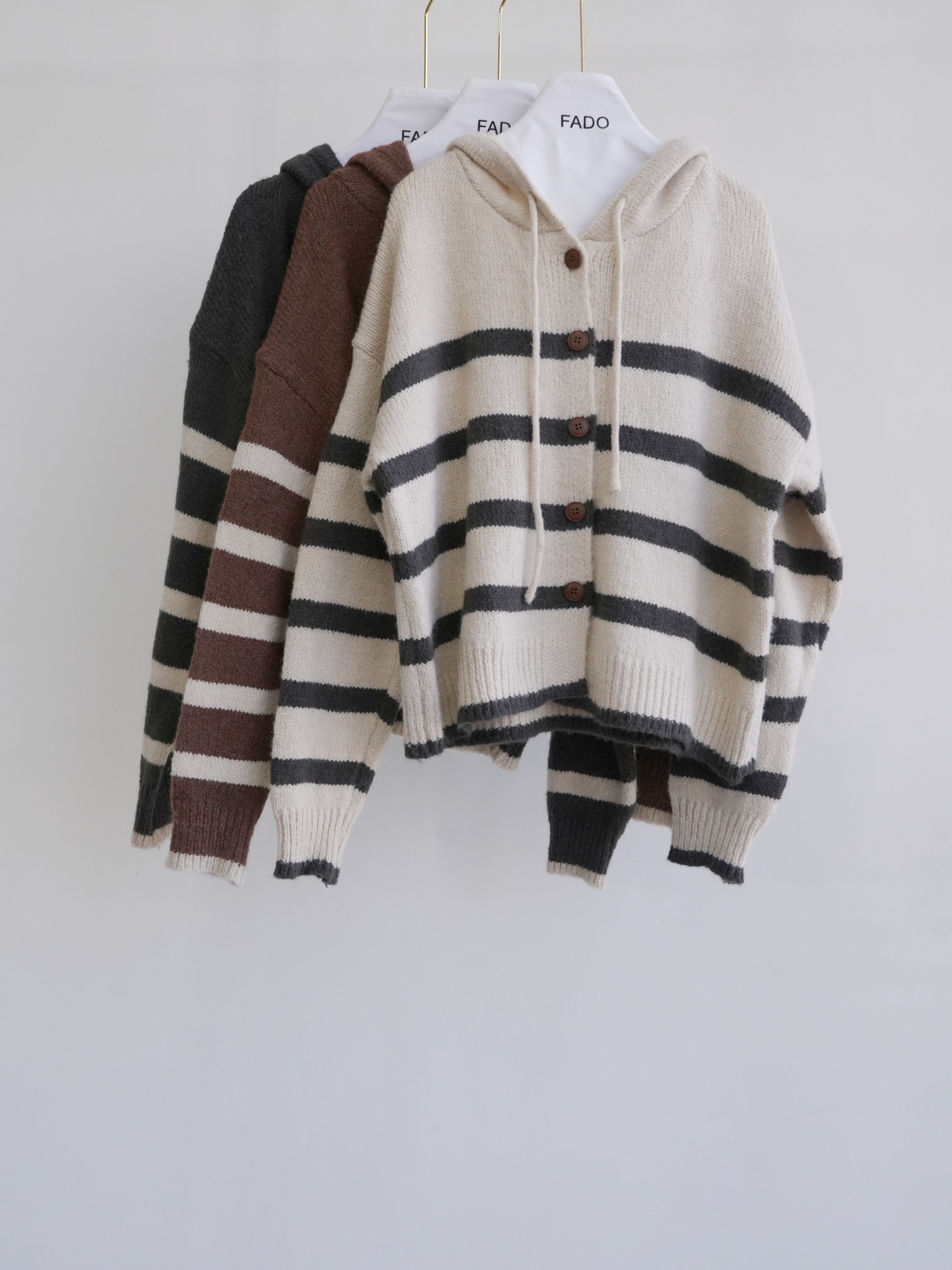 法朵Fado shop｜排釦條紋針織外套 8124021 三色
