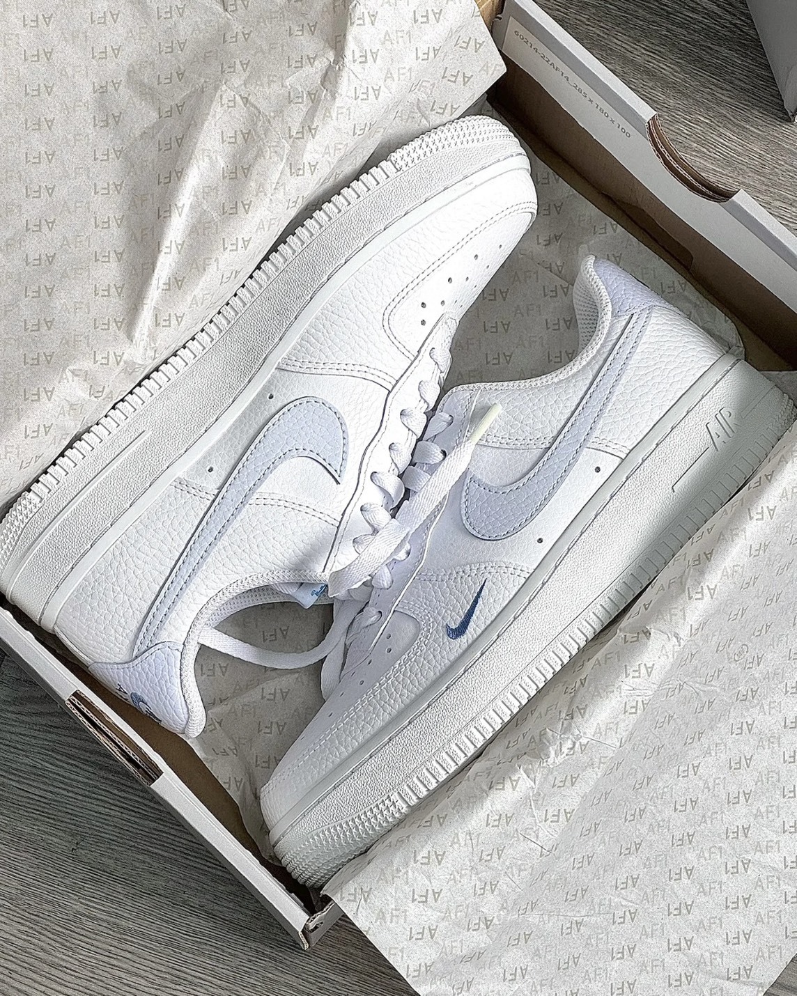 <奶呼呼>Nike Air Force 1 Af1 荔枝皮革 淺藍 小藍勾 寶寶藍