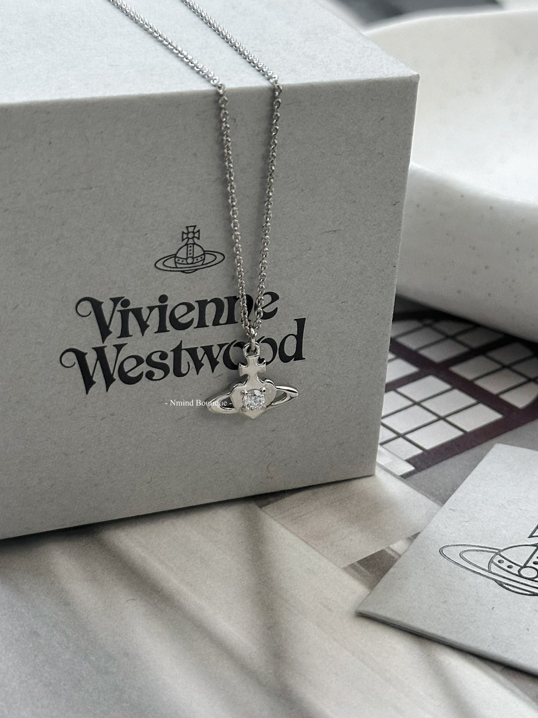 <好飾到✨> Vivienne Westwood Noella 心型小鑽星球項鍊