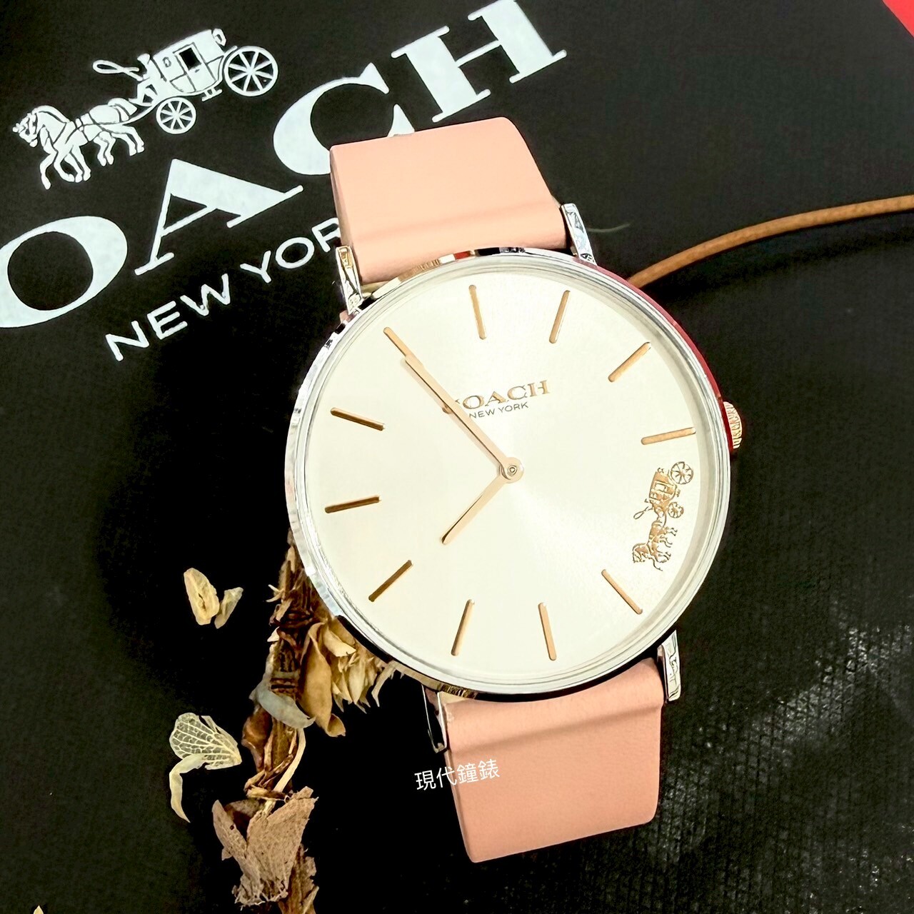 【COACH】COACH經典馬車皮帶款  銀X粉CO14503258  36mm 現代鐘錶