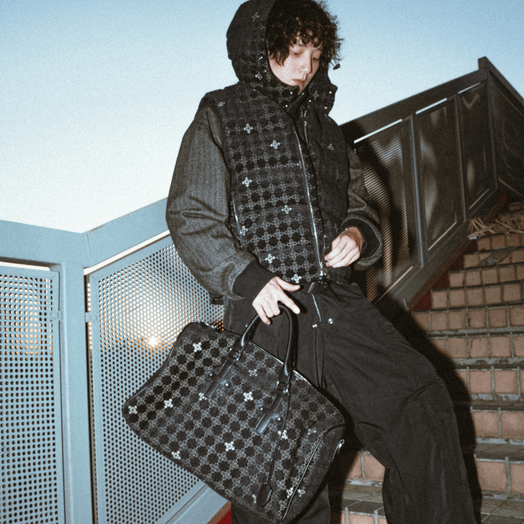 ATONE Custom Jacquard Puffer Vest 光澤滿版Logo充棉背心