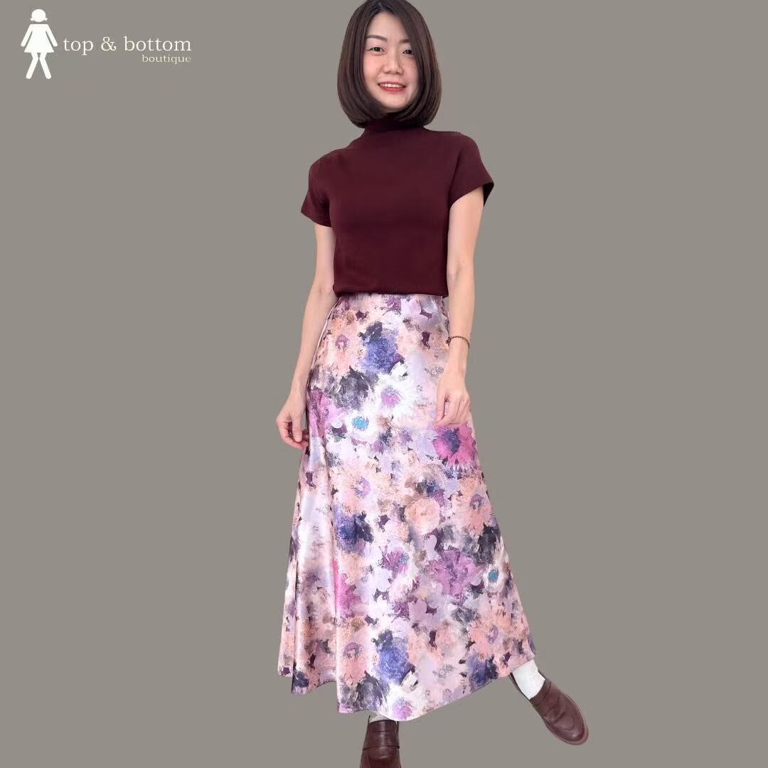 SHORT SLEEVE SOFT FABRIC HIGH NECK BLOUSE