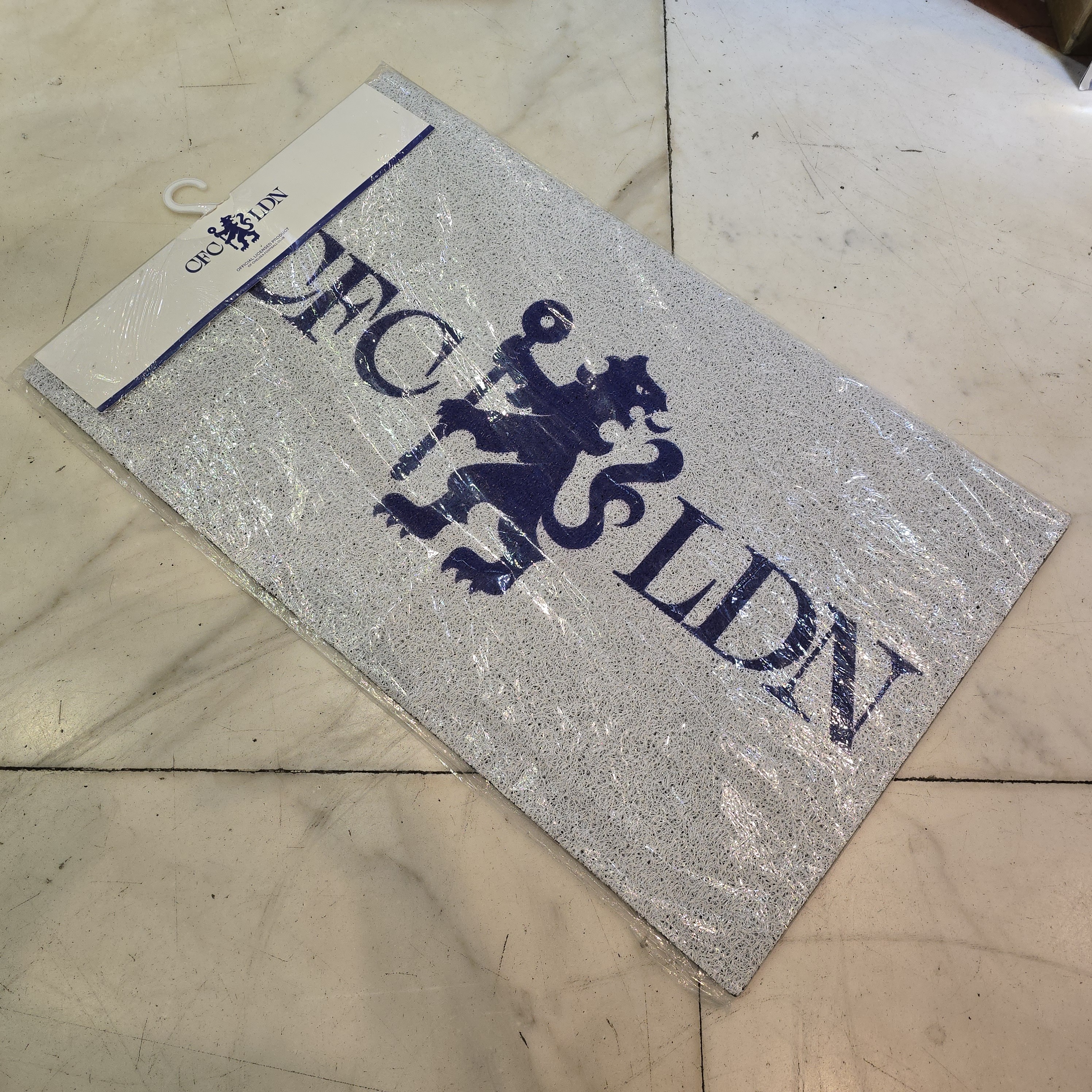 車路士白色門口地毯