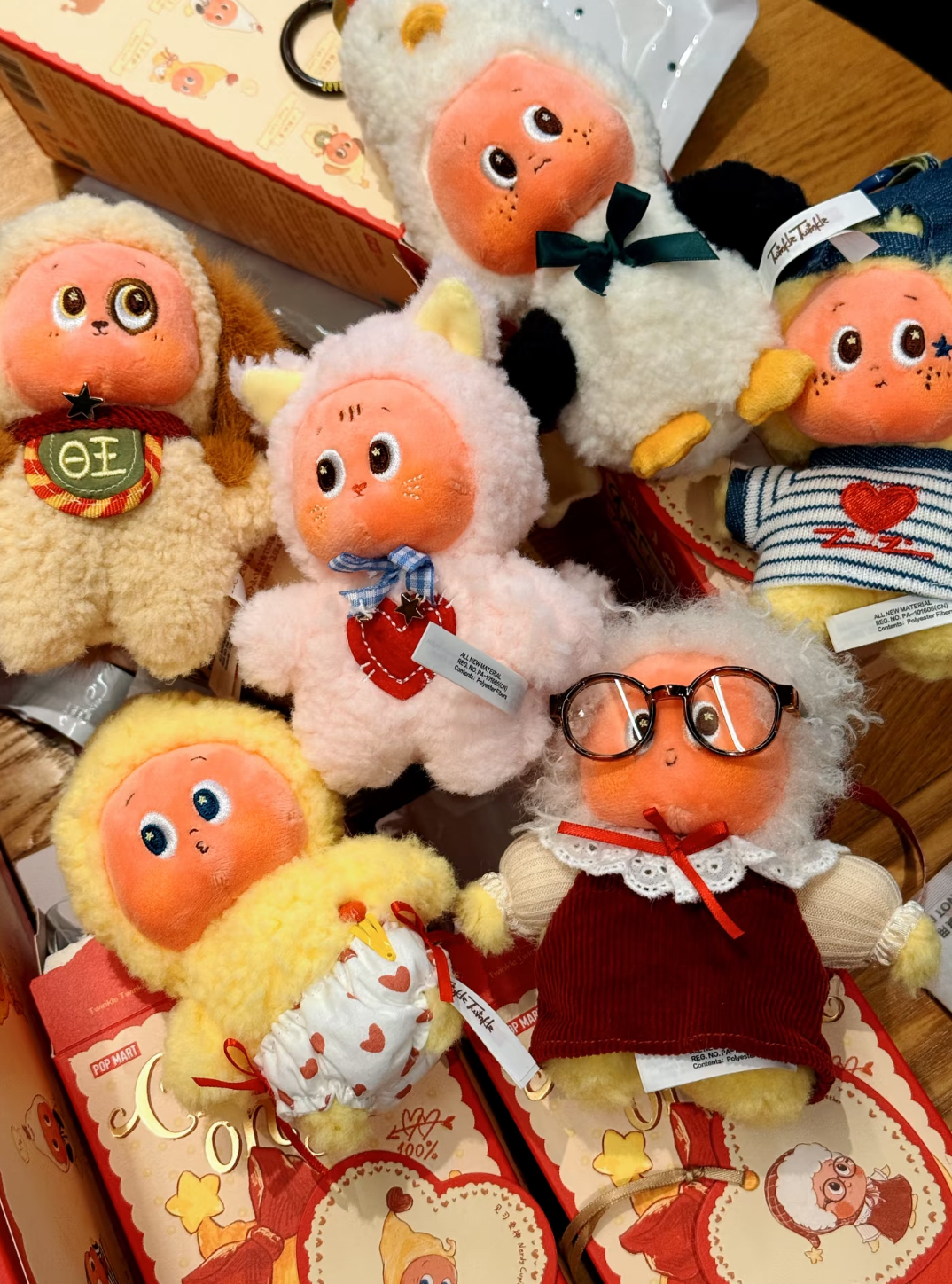 POP MART 泡泡瑪特 星星人系列 怦然心動毛絨吊飾