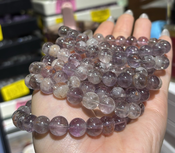 260124 - C52 9mm+紫兔毛幽靈手串