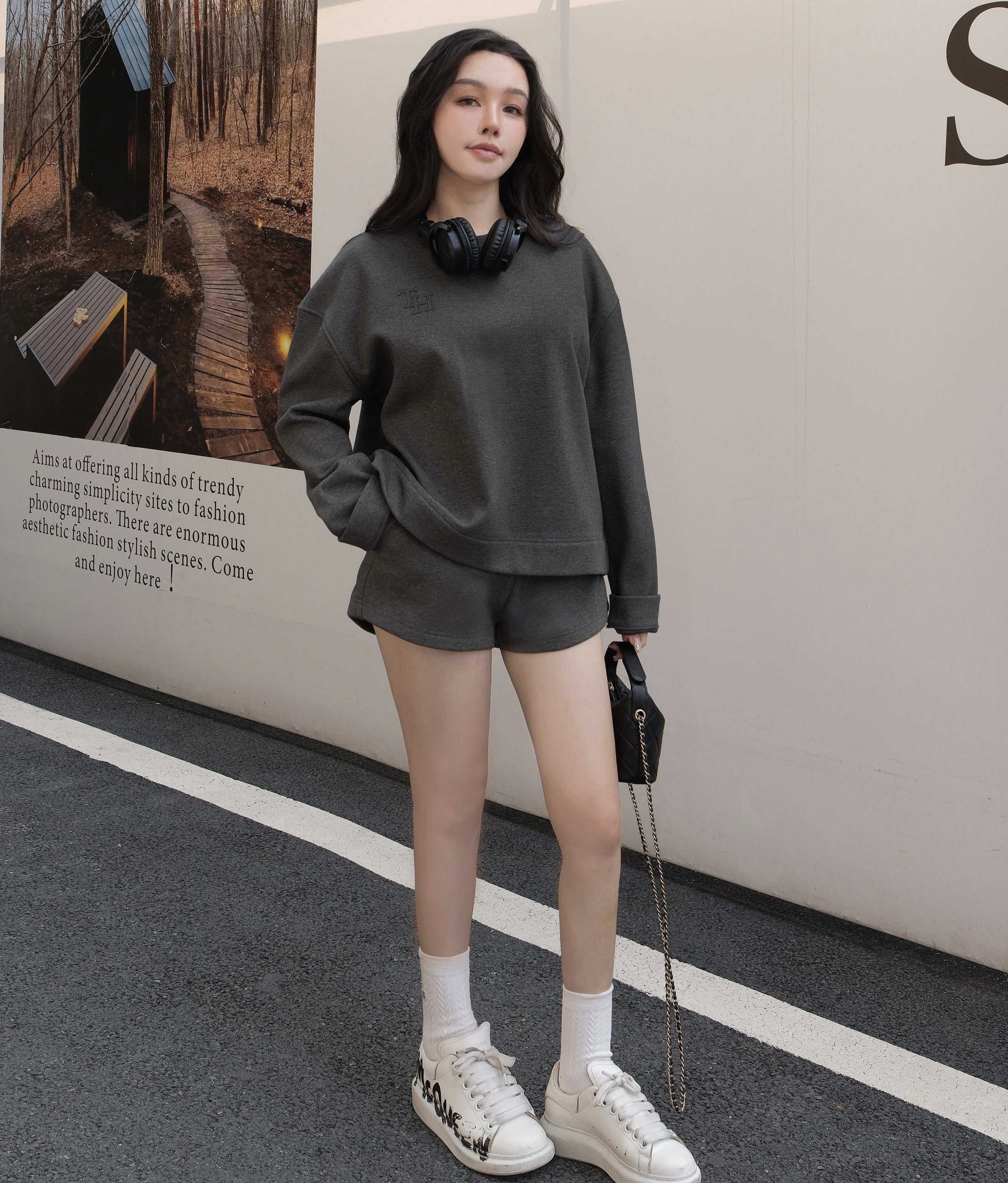 訂製-休閒刷毛皮革刺繡短褲套裝