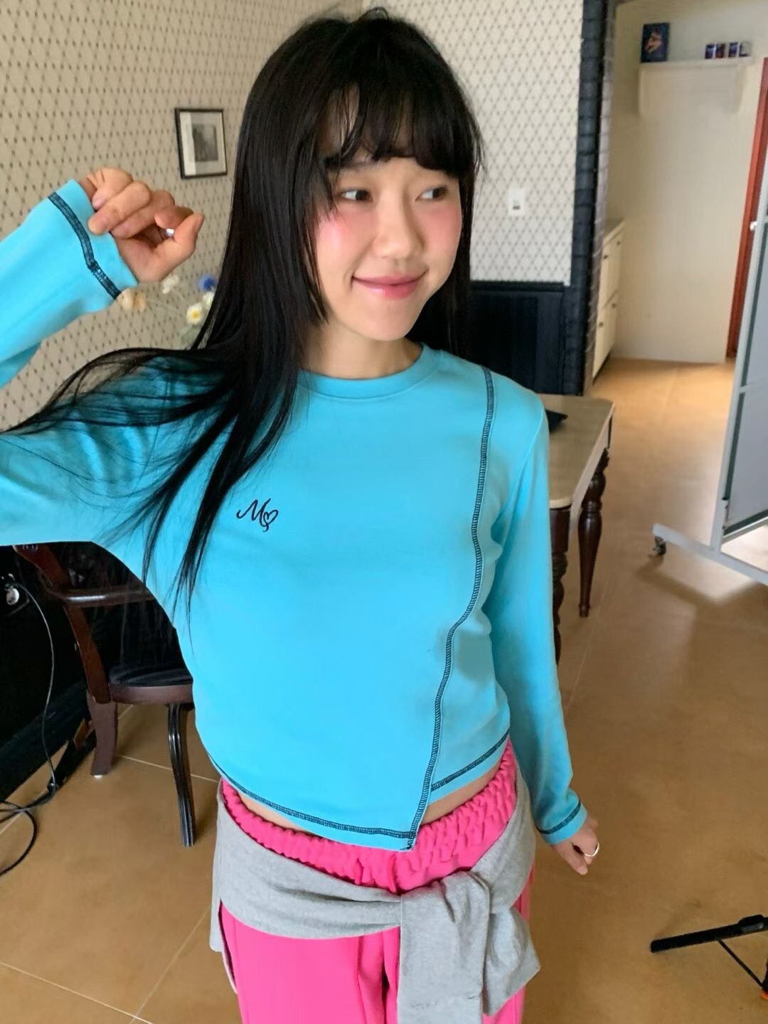 外縫線不齊長袖T