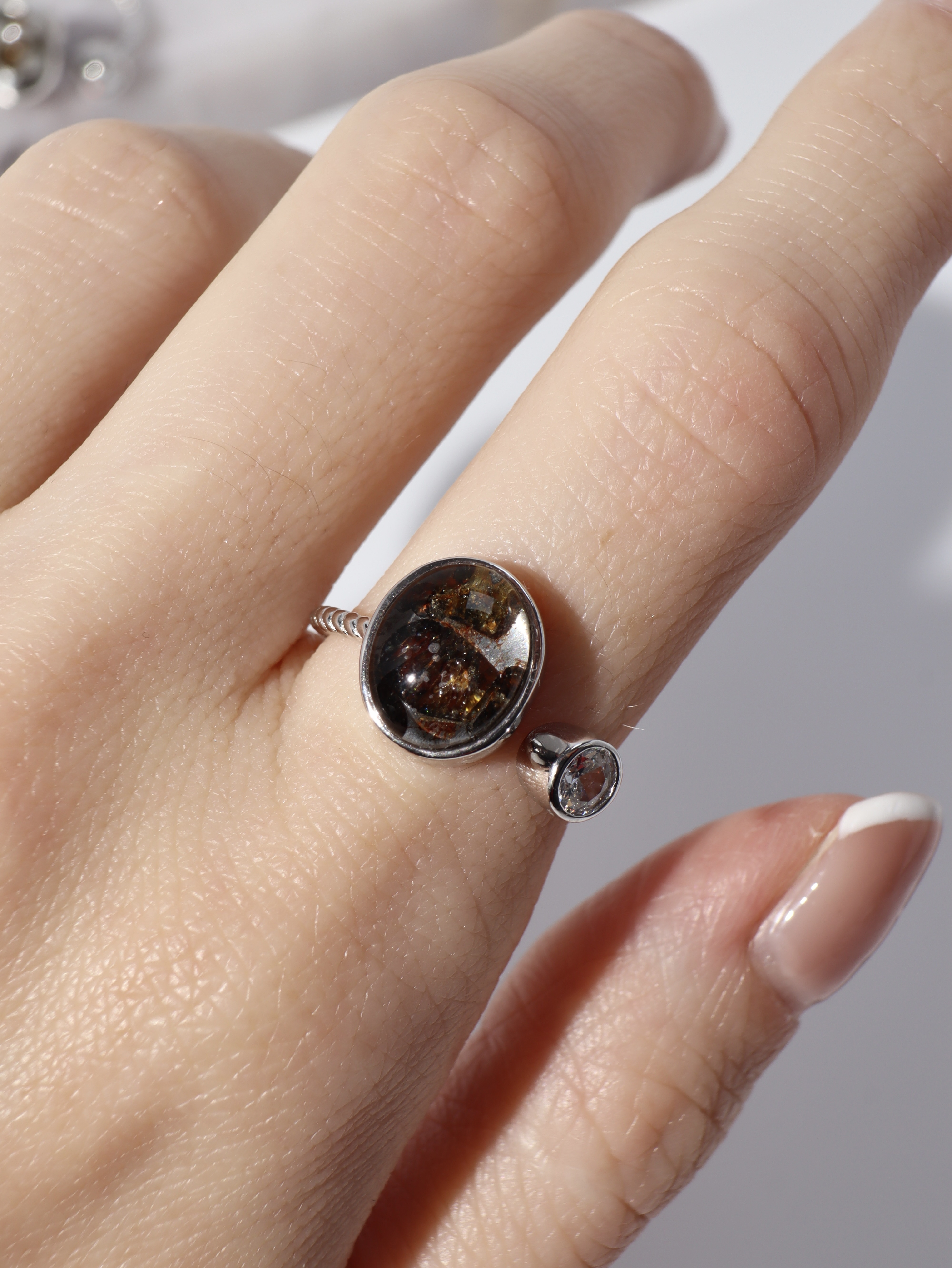 GEM SCENERY｜Ovallis Ring