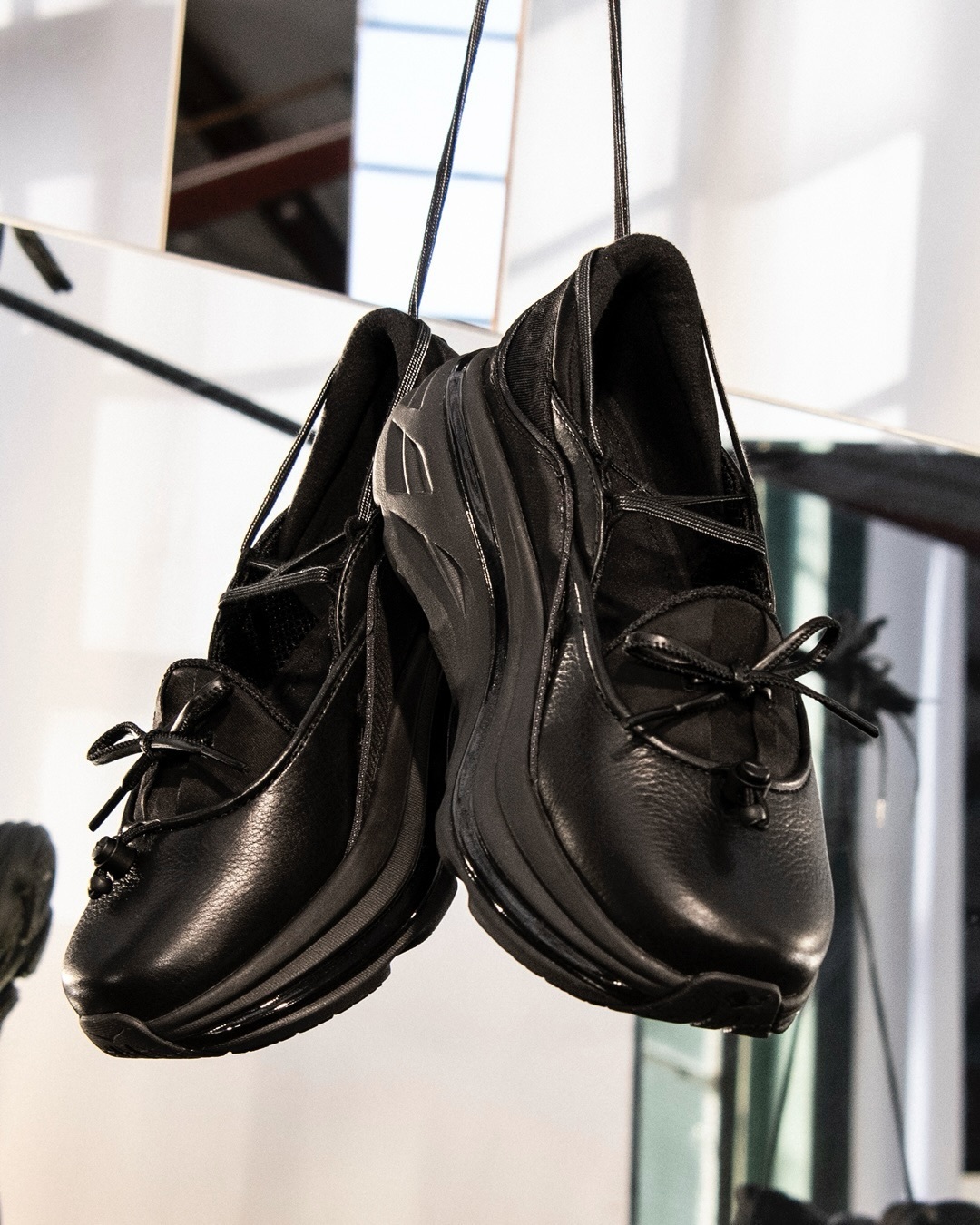 預購┃HOKA ONE ONE BONDI MARY JANE 瑪麗珍 全黑