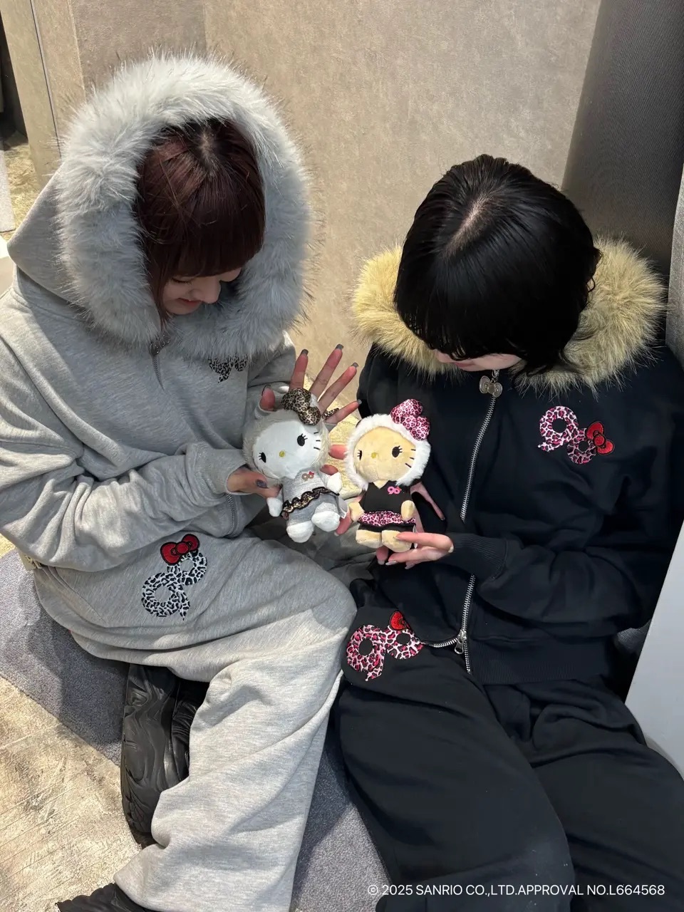#現貨 🇯🇵日本 9090 girl × HELLO KITTY Gal Kitty 凱蒂貓 鑰匙圈