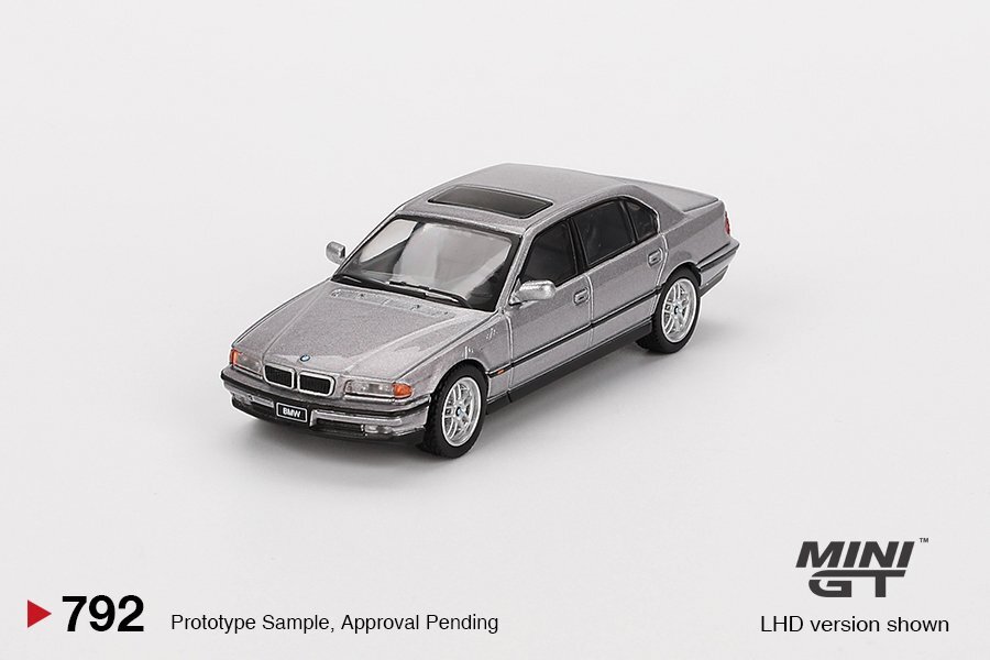 Mini GT 1/64 BMW 750IL Aspen Silver Metallic RHD
