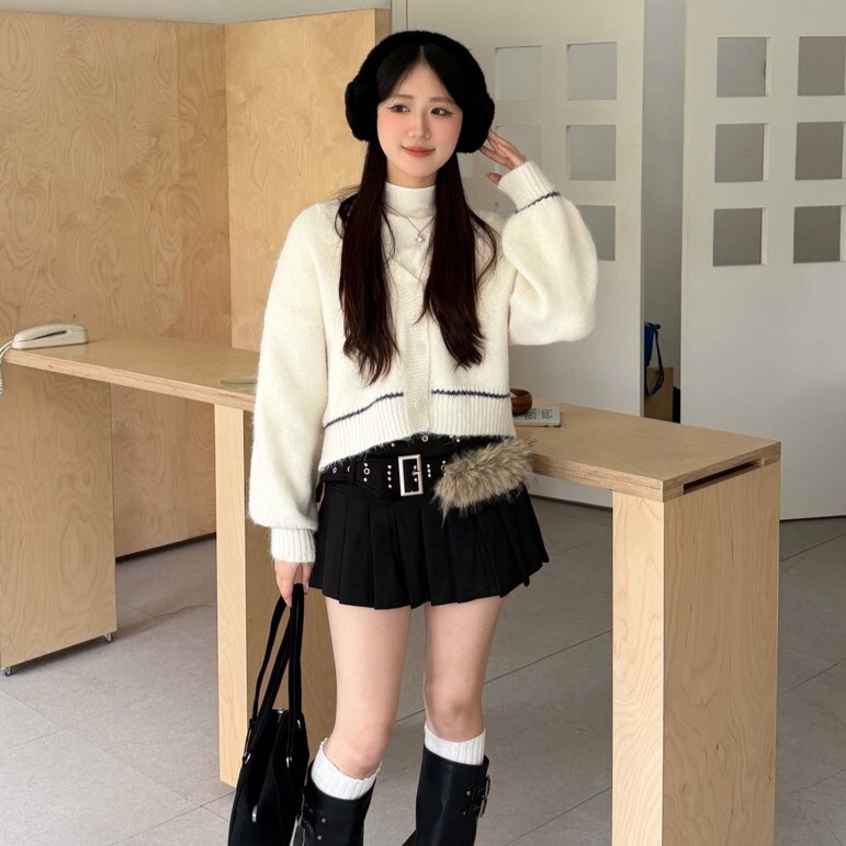 氧氣感 基礎三釦撞色線針織衫