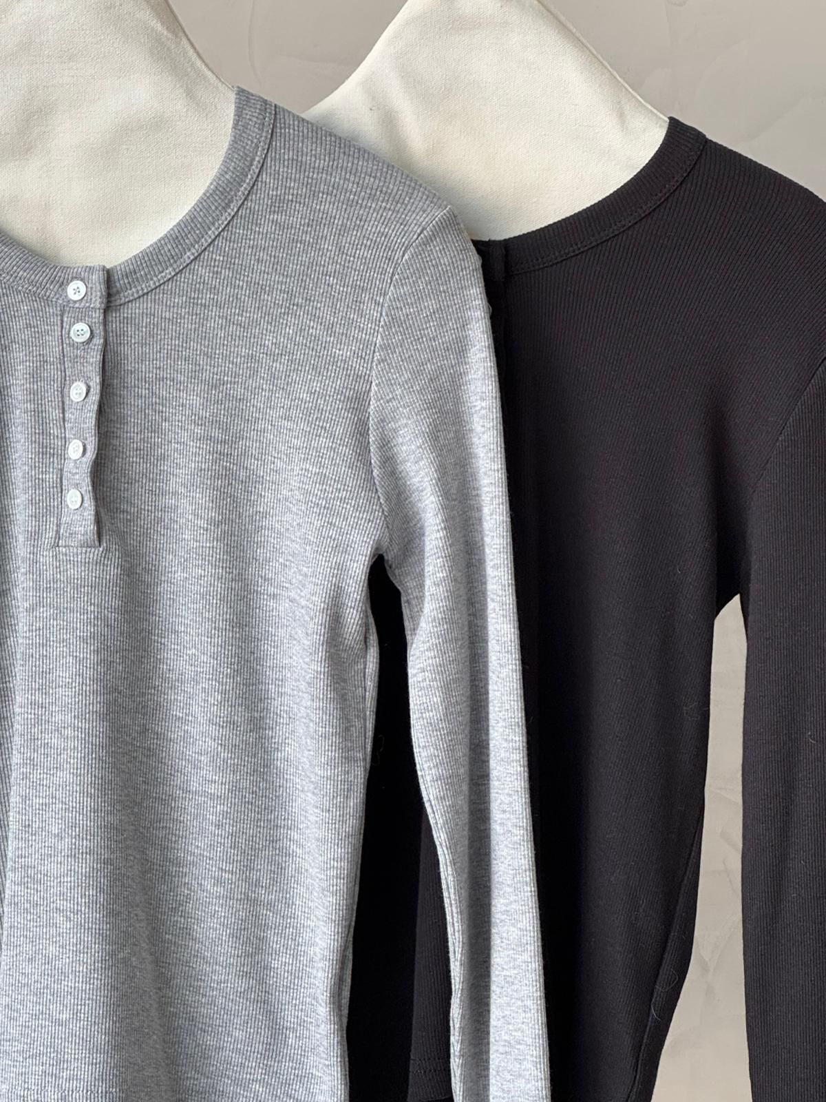 KR475 基礎慵懶半排扣T裇-2色