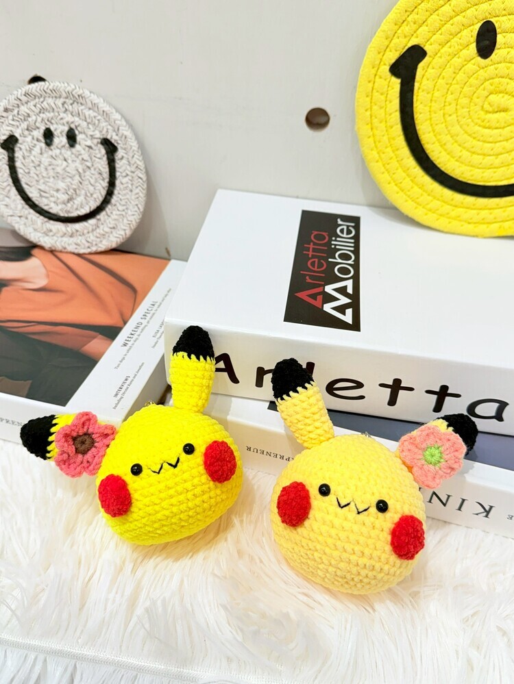 『亮黃』花朵大頭皮卡丘吊飾(花朵顏色隨機)