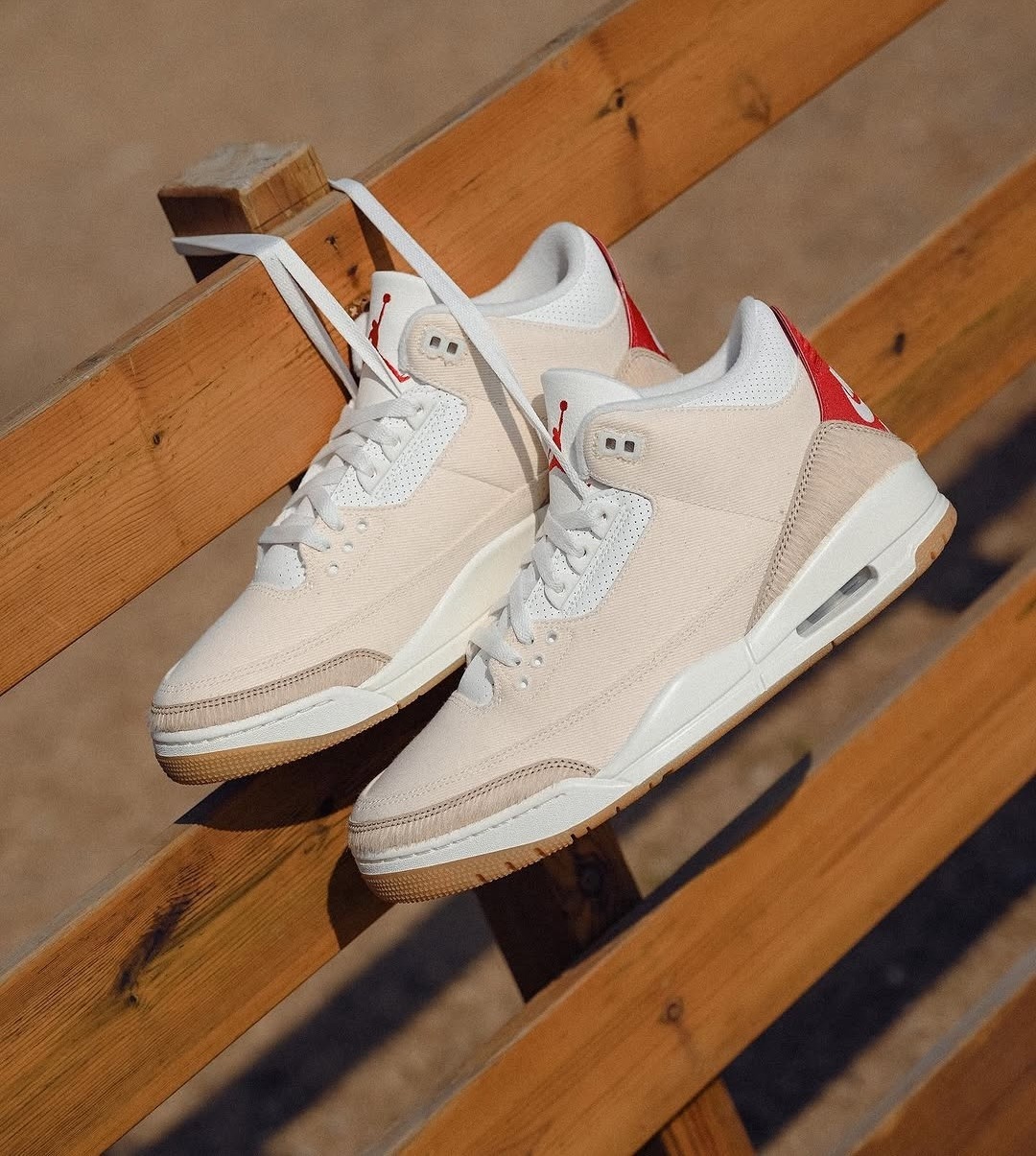 Air Jordan 3 x Levi’s 聯名款 馬年限定 米黃 單寧 帆布 紅標 刺繡 經典復刻 IR0910-400