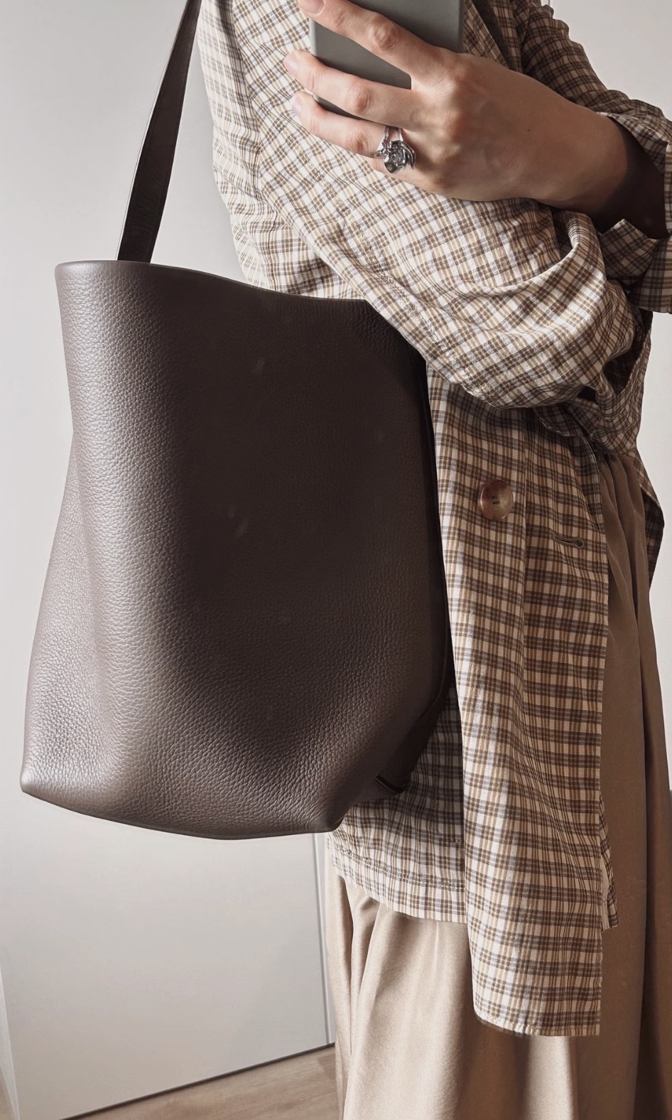 【2色入】The Row N/S Park Medium Tote Bag