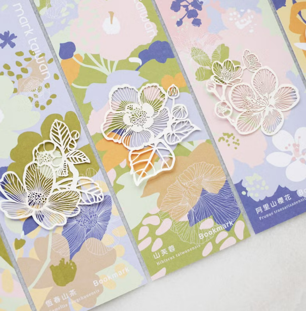 臺灣鳶尾 紙雕書籤｜MARK TAIWAN 臺灣