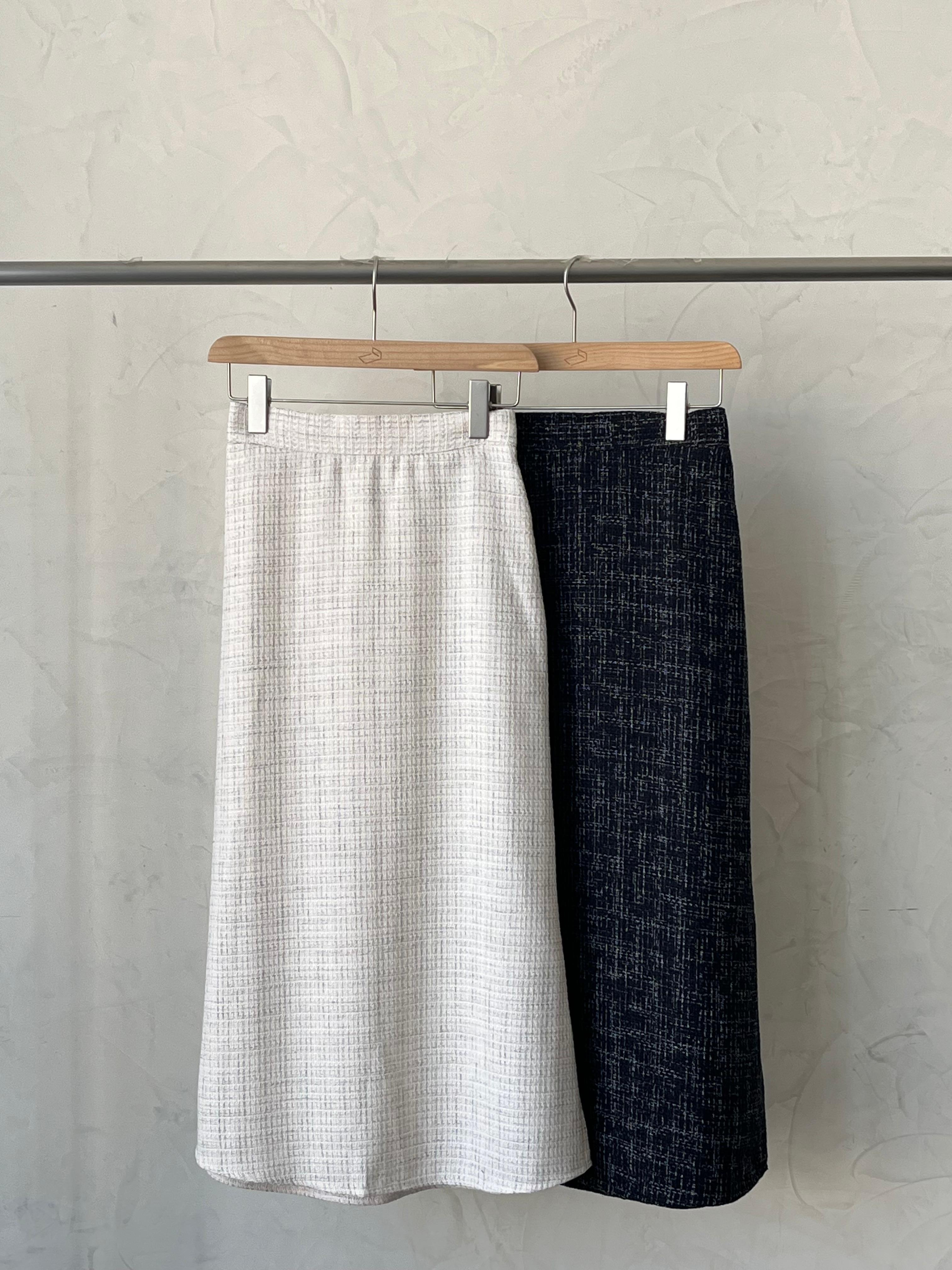 KR482 温柔顯瘦後橡根腰半身裙-2色