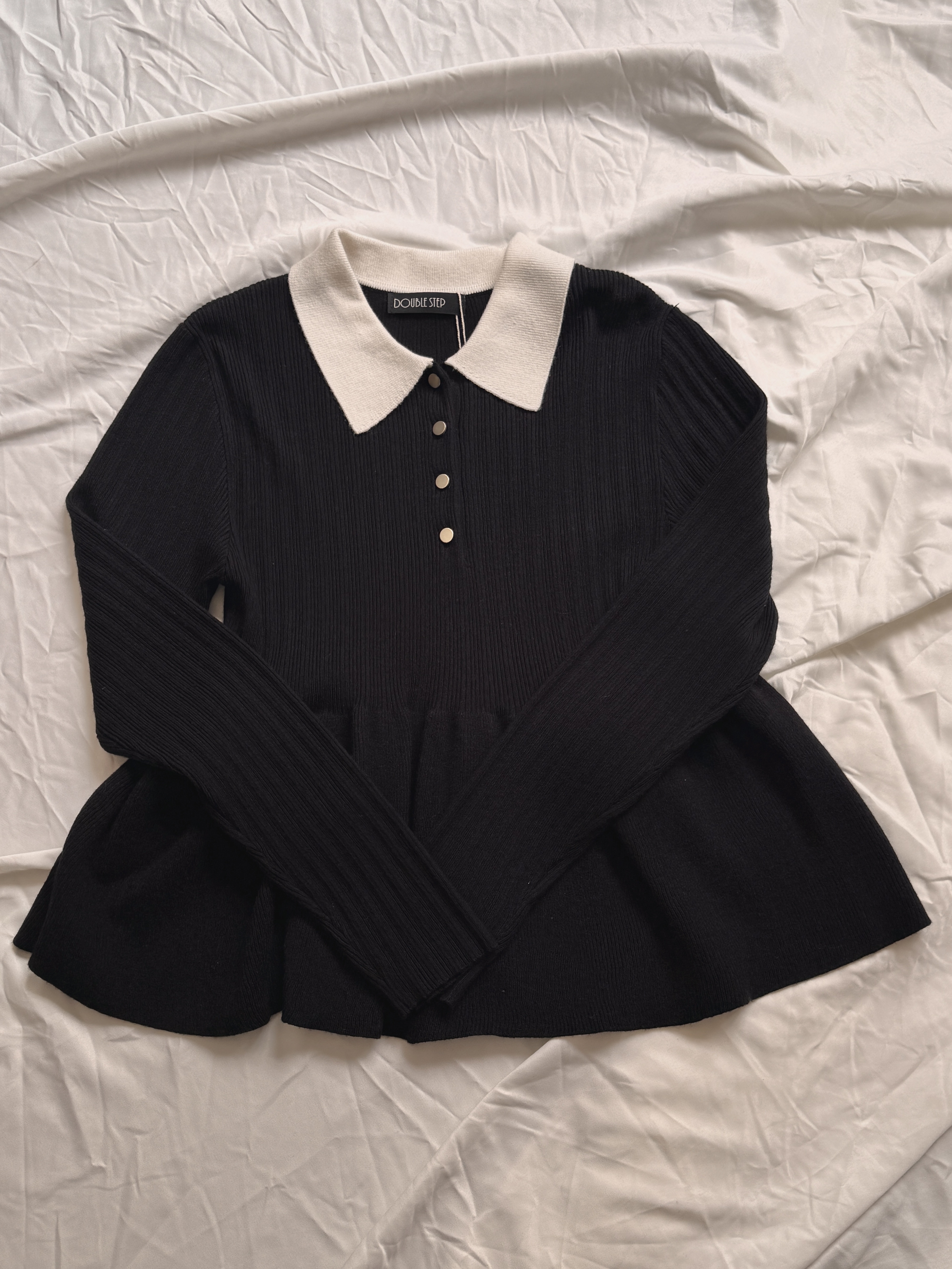 Old money 撞色領大擺針織上衣 - SW61956