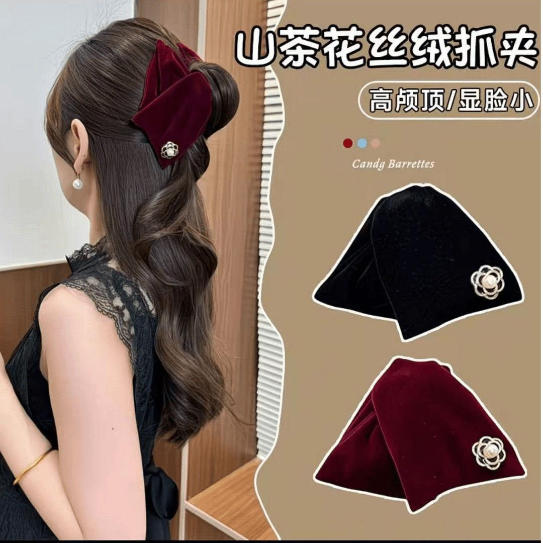 Korean Autumn Camellia Velvet Triangle Hair Claw