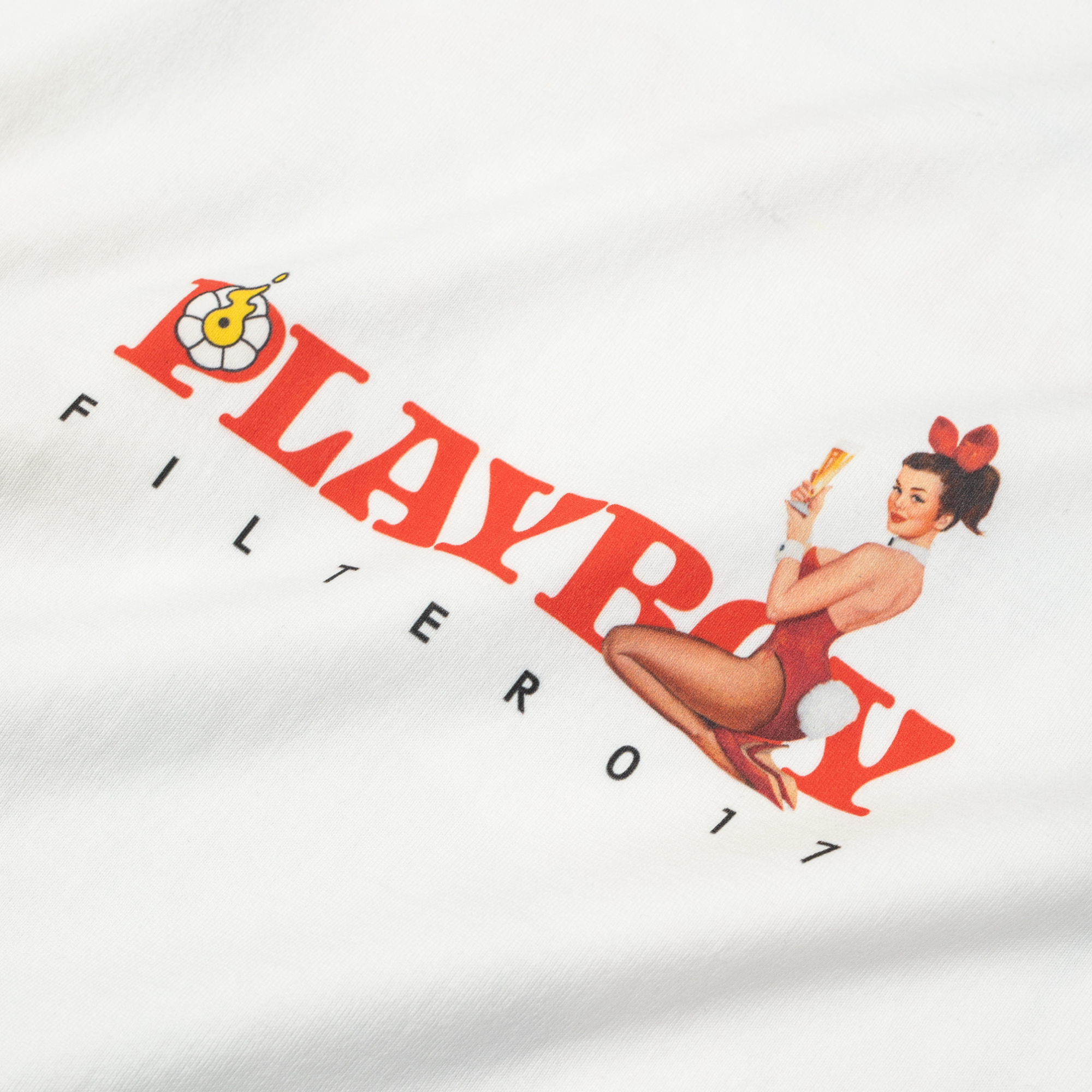 【現貨】 PLAYBOY X FILTER017® feat. Baku Maeda Cover Pin-up Logo Tee / 花花公子女郎短T