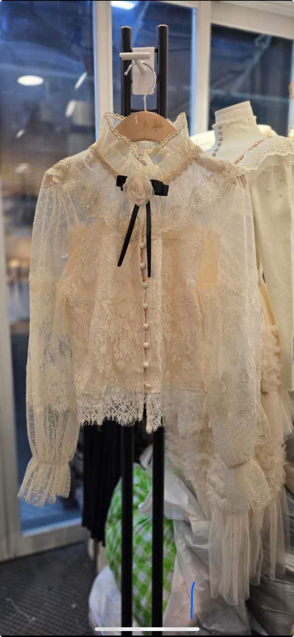 D01 胸 37 長18.5 $429 (一口價)