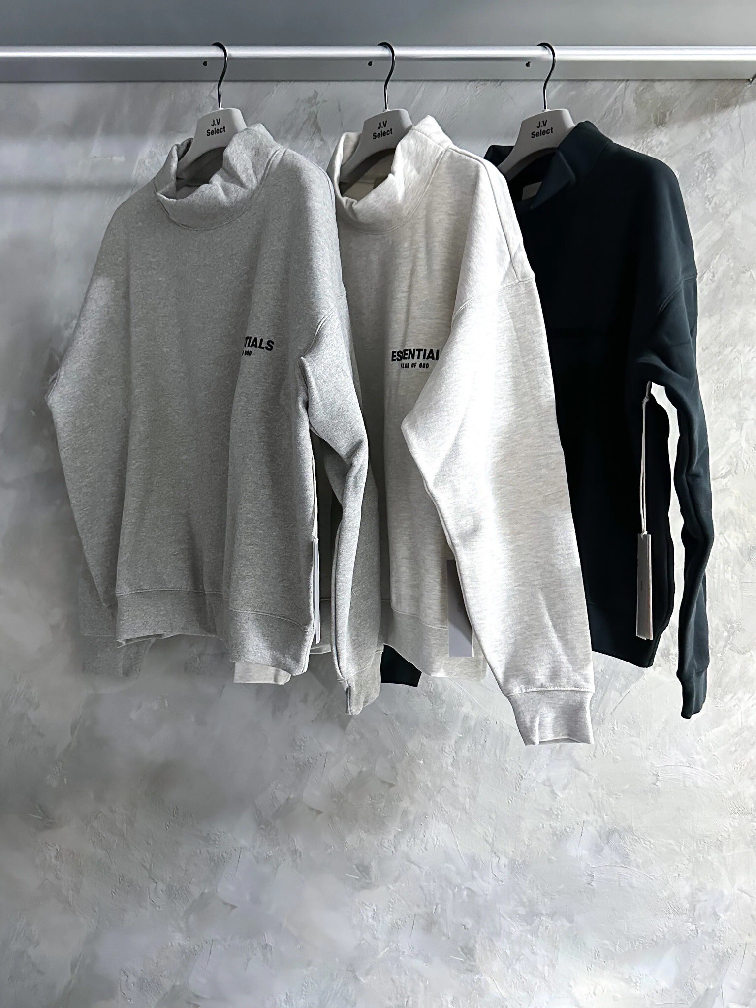 FOG Essentials 胸口植絨Logo 高領衛衣 長袖