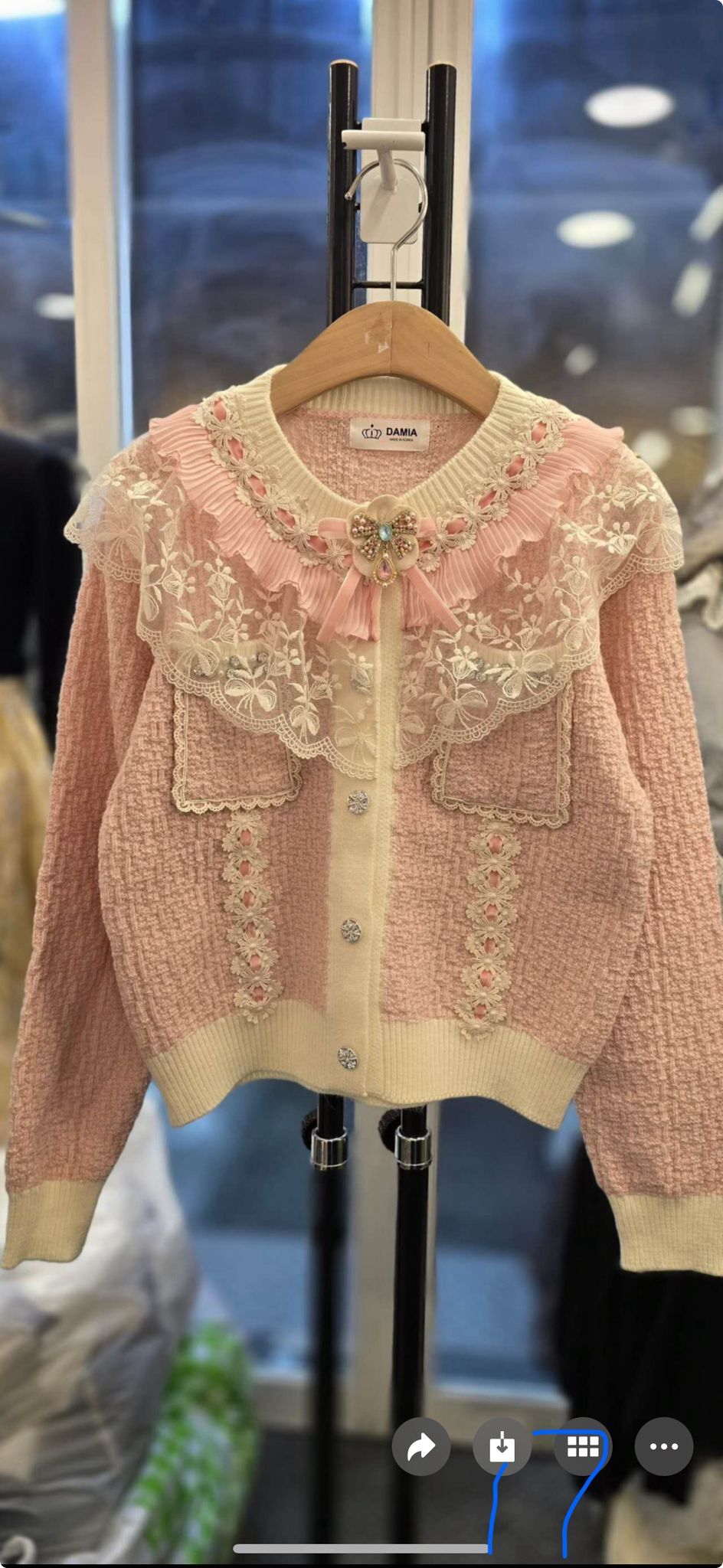 D17 胸 36-54 長20 $459 (一口價)