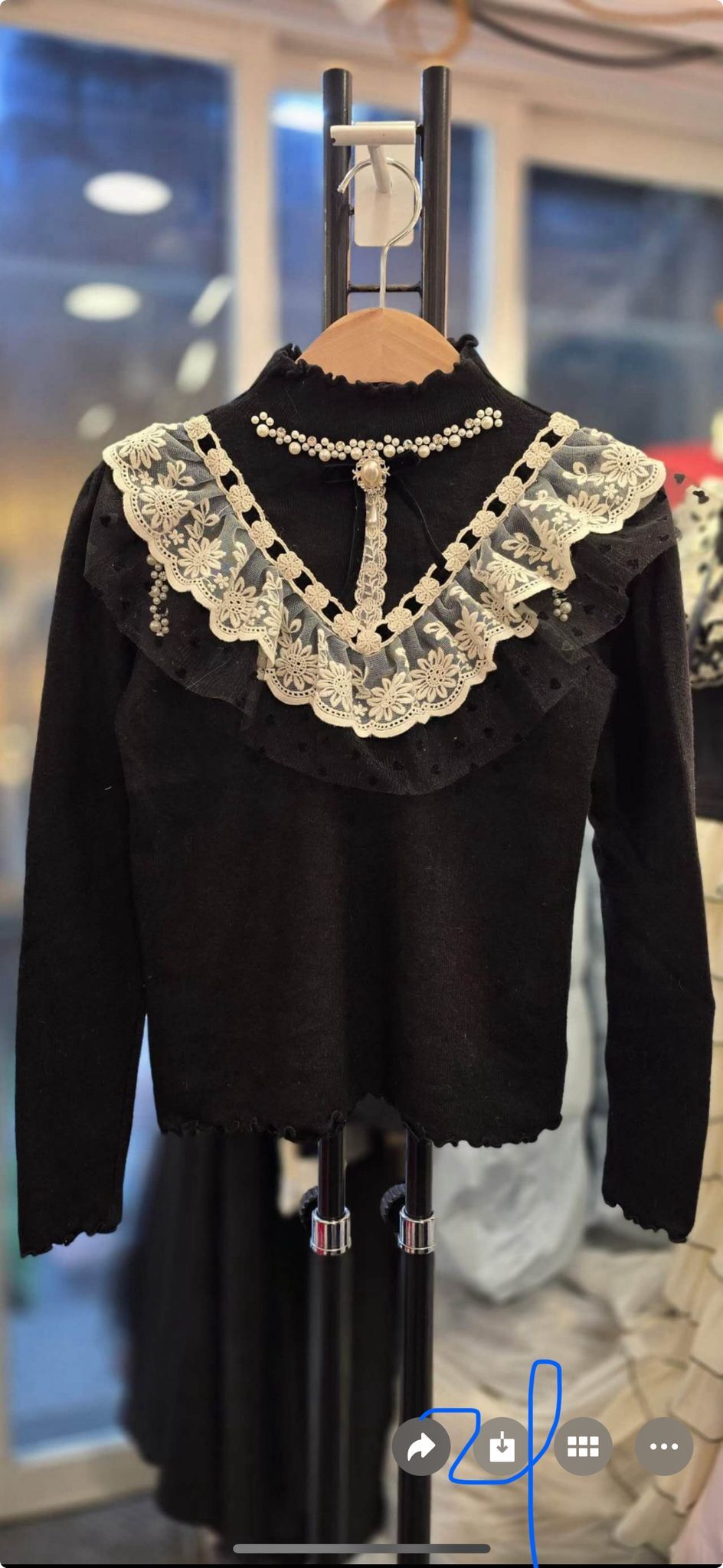 D29 胸 34-54 長20 $419 (一口價)