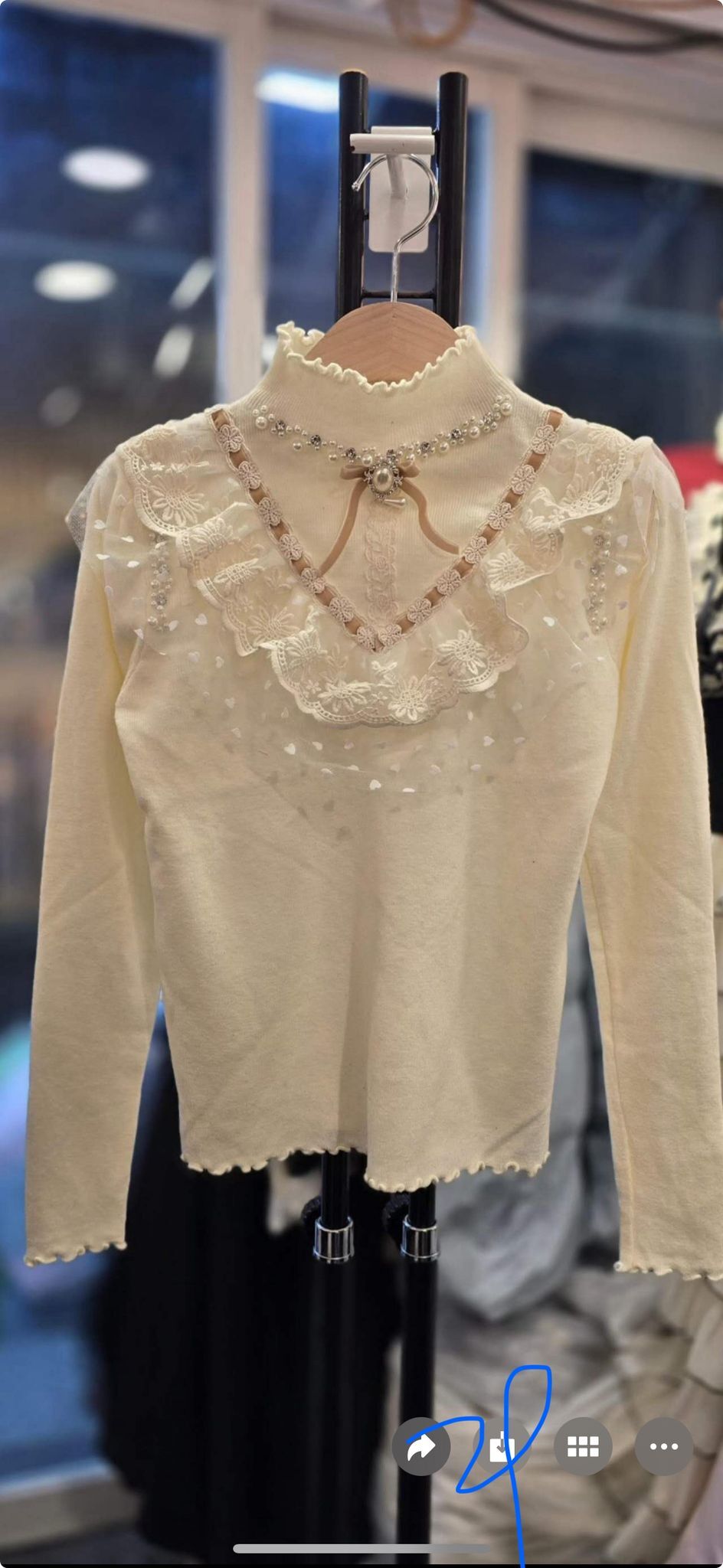 D29 胸 34-54 長20 $419 (一口價)