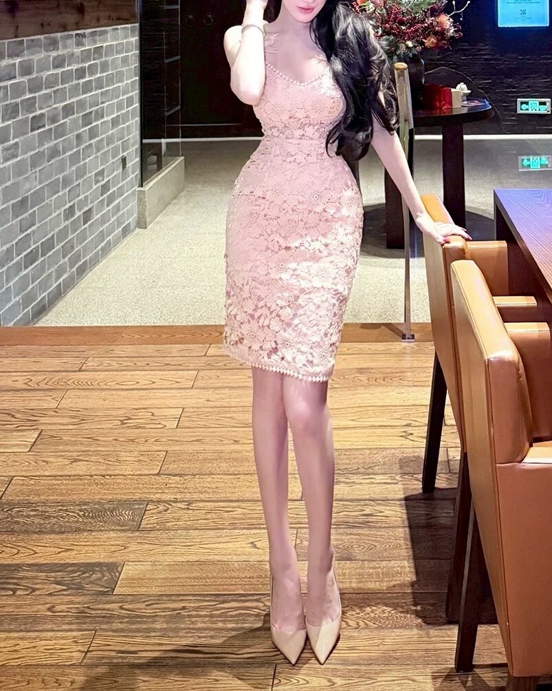 設計師家水溶雕花蕾絲細肩帶洋裝