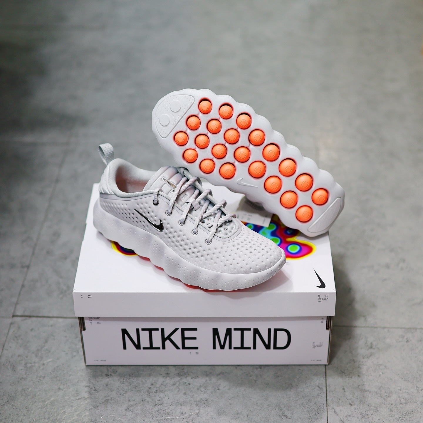 NIKE MIND 002 Light Smoke Grey 灰色   HQ4308-003