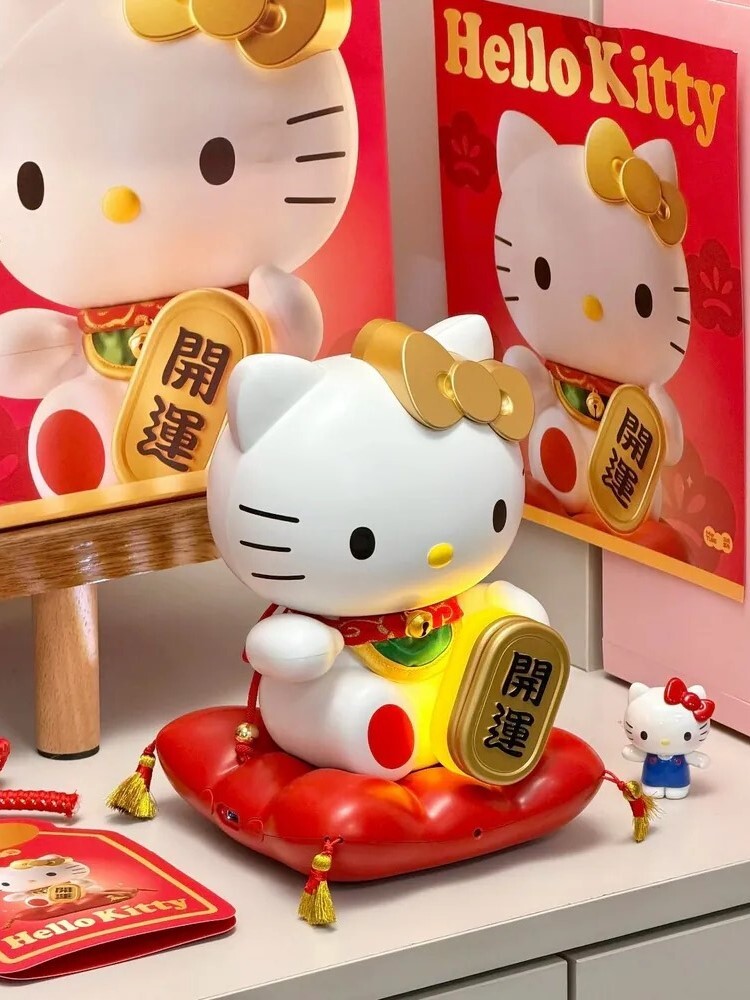Hello Kitty lucky cat lamp, Sanrio Hello Kitty figurine, plush toy.