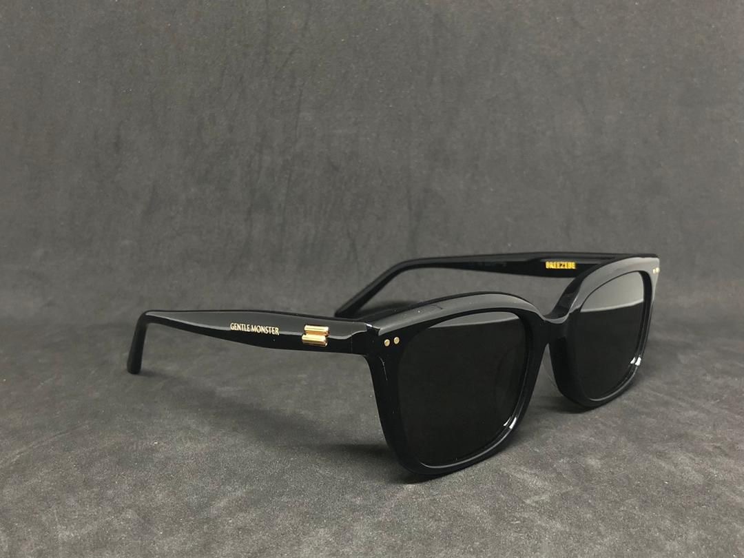 Gentle Monster BreezeBee Black