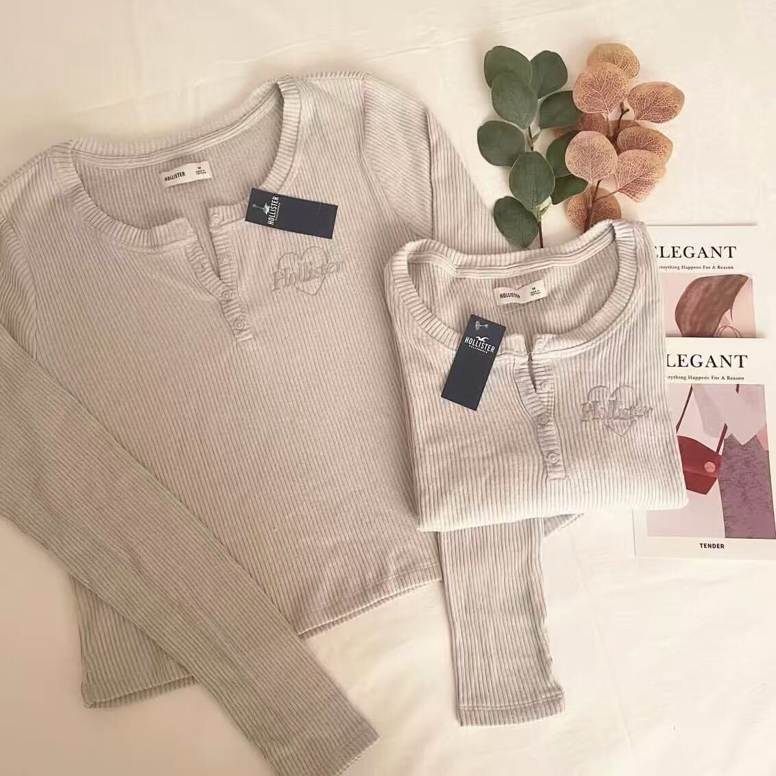 HOLLISTER BUTTON TOP