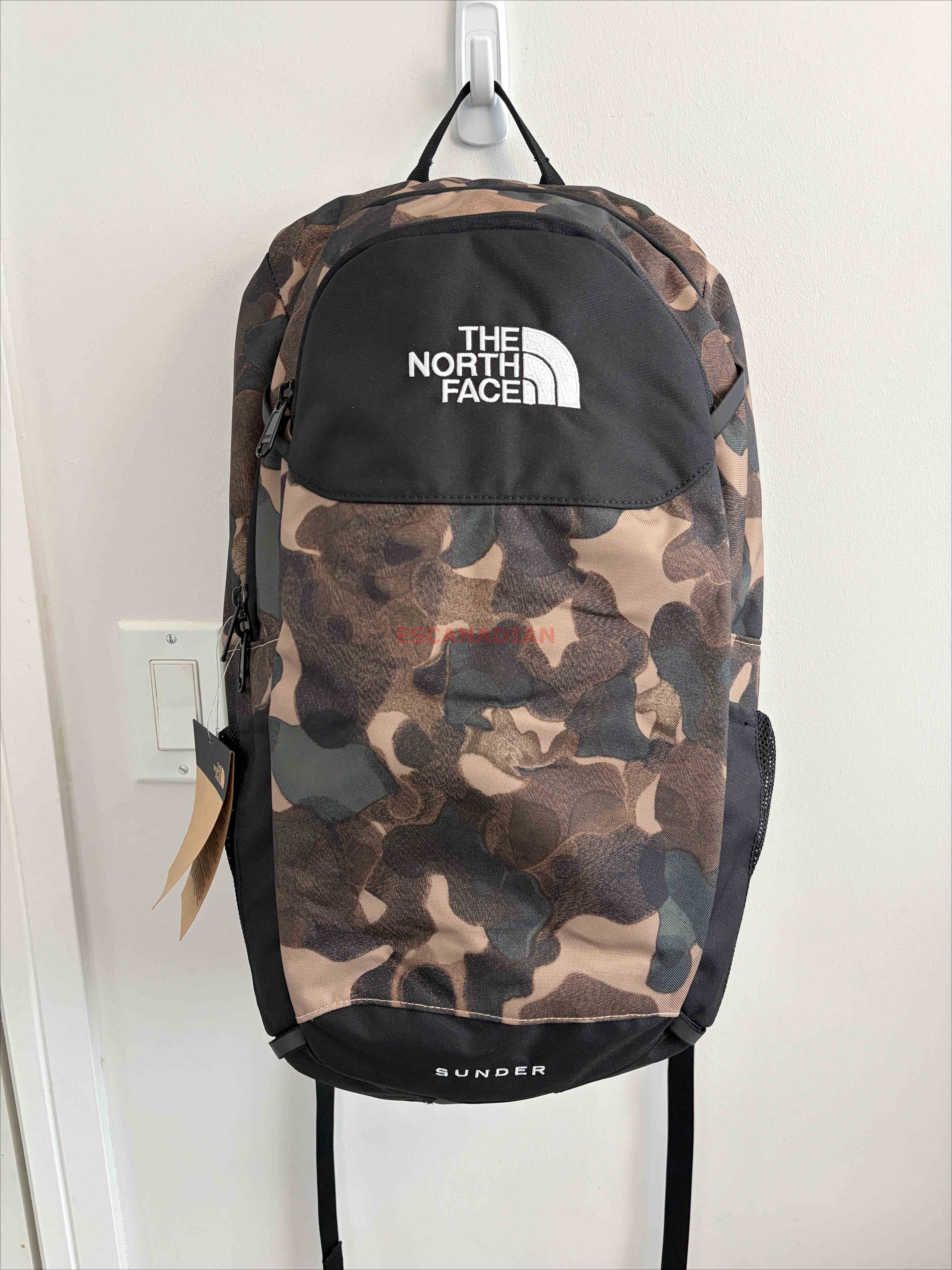 THE NORTH FACE SUNDER系列 (30L) 大人 迷彩 電繡LOGO 多功能 後背包