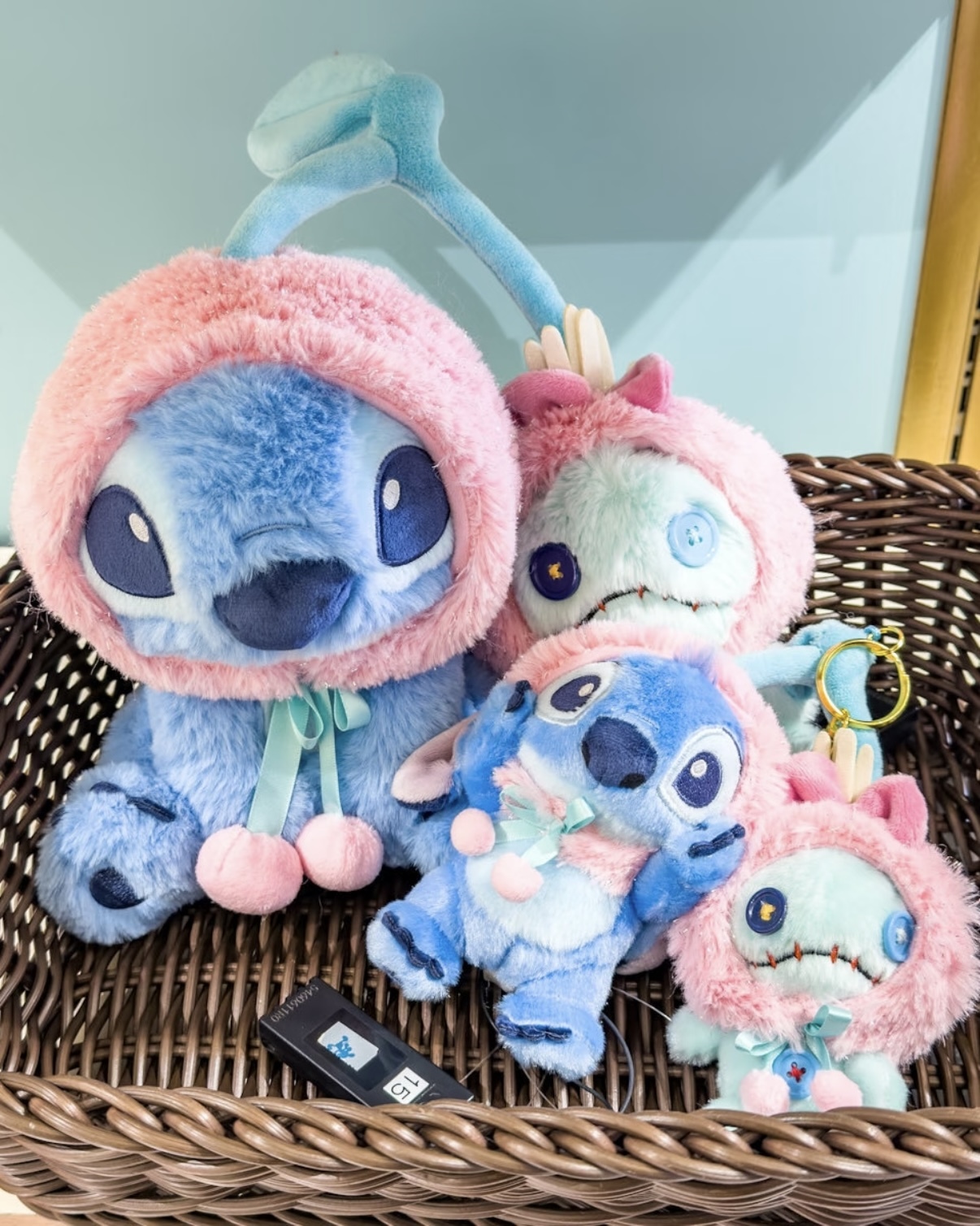 <官方正版>日本 DISNEY 迪士尼 GLOSSY FRUITS 櫻桃系列 史迪奇 小金 奇奇蒂蒂 毛絨 玩偶 吊飾