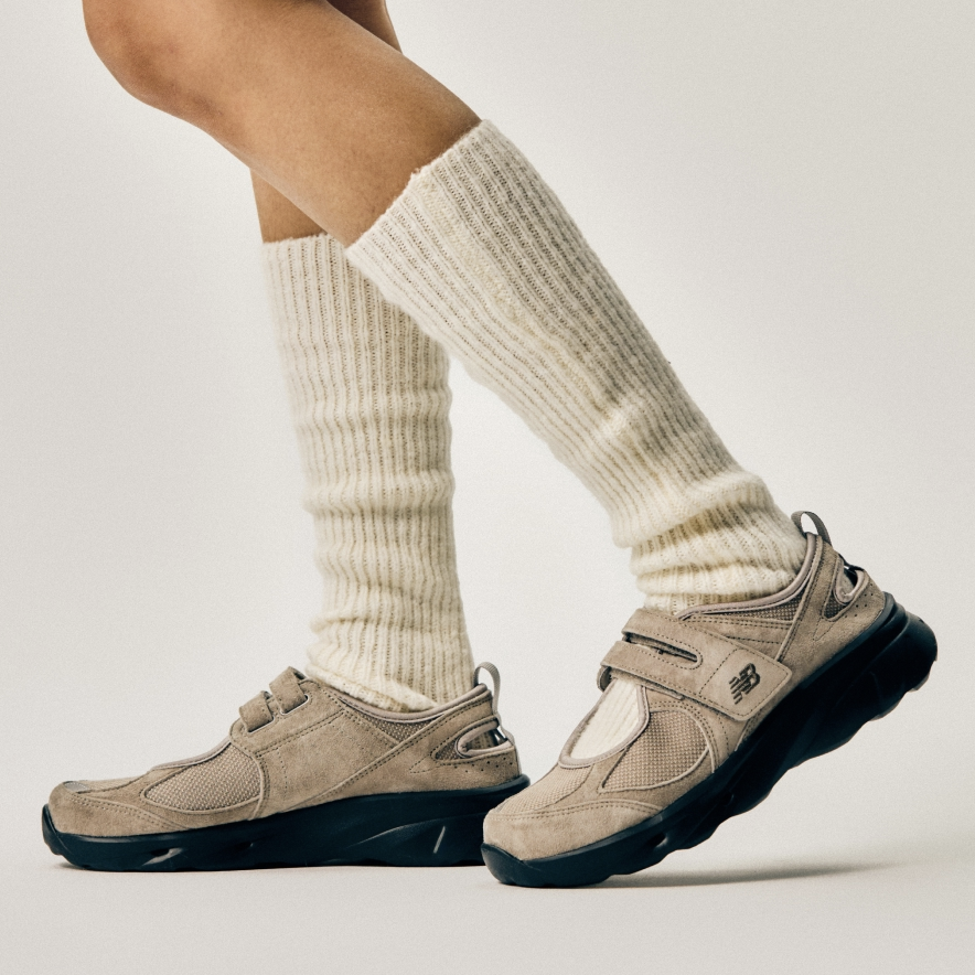 預購┃韓國限定 new balance FW Breeze 麂皮 瑪莉珍 卡其灰