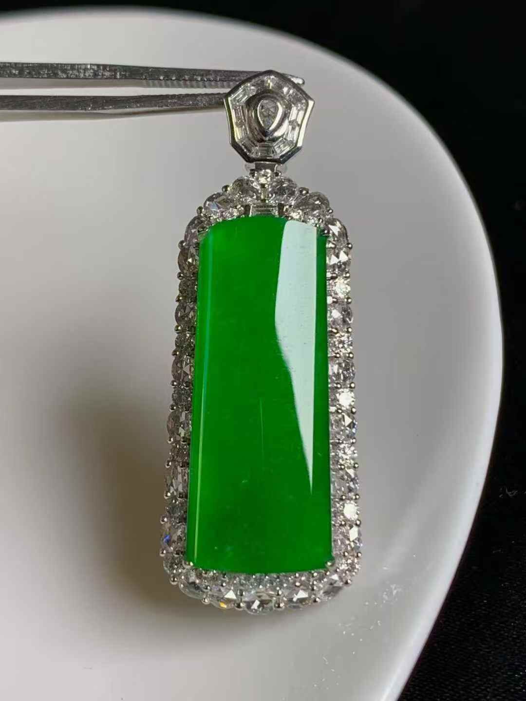 翡翠18K金鑲嵌無事牌吊墜,天然翡翠A玉, 緬甸玉, Jade, Jadeite