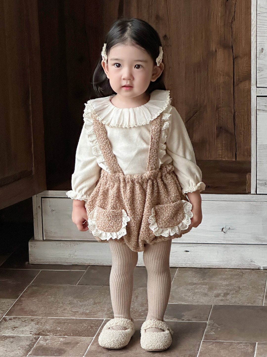 季末特價｜毛絨花邊口袋吊帶褲(73-100)