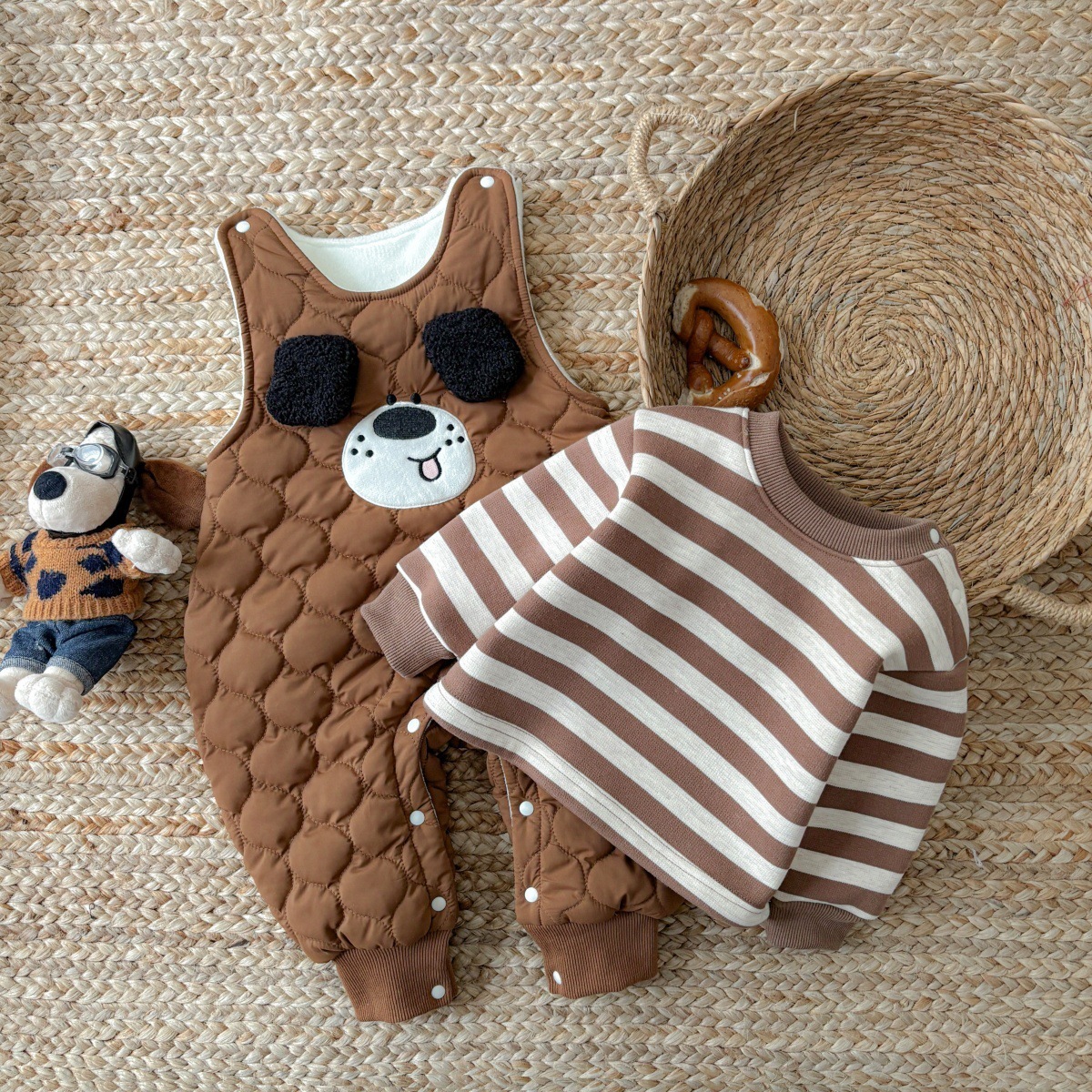 季末特價｜棕色狗狗夾棉吊帶褲套裝(73-100)