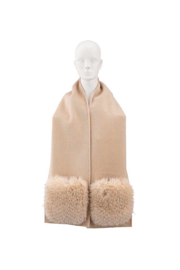 Italy Love義大利米色羊毛Vegan皮草大口袋長圍巾