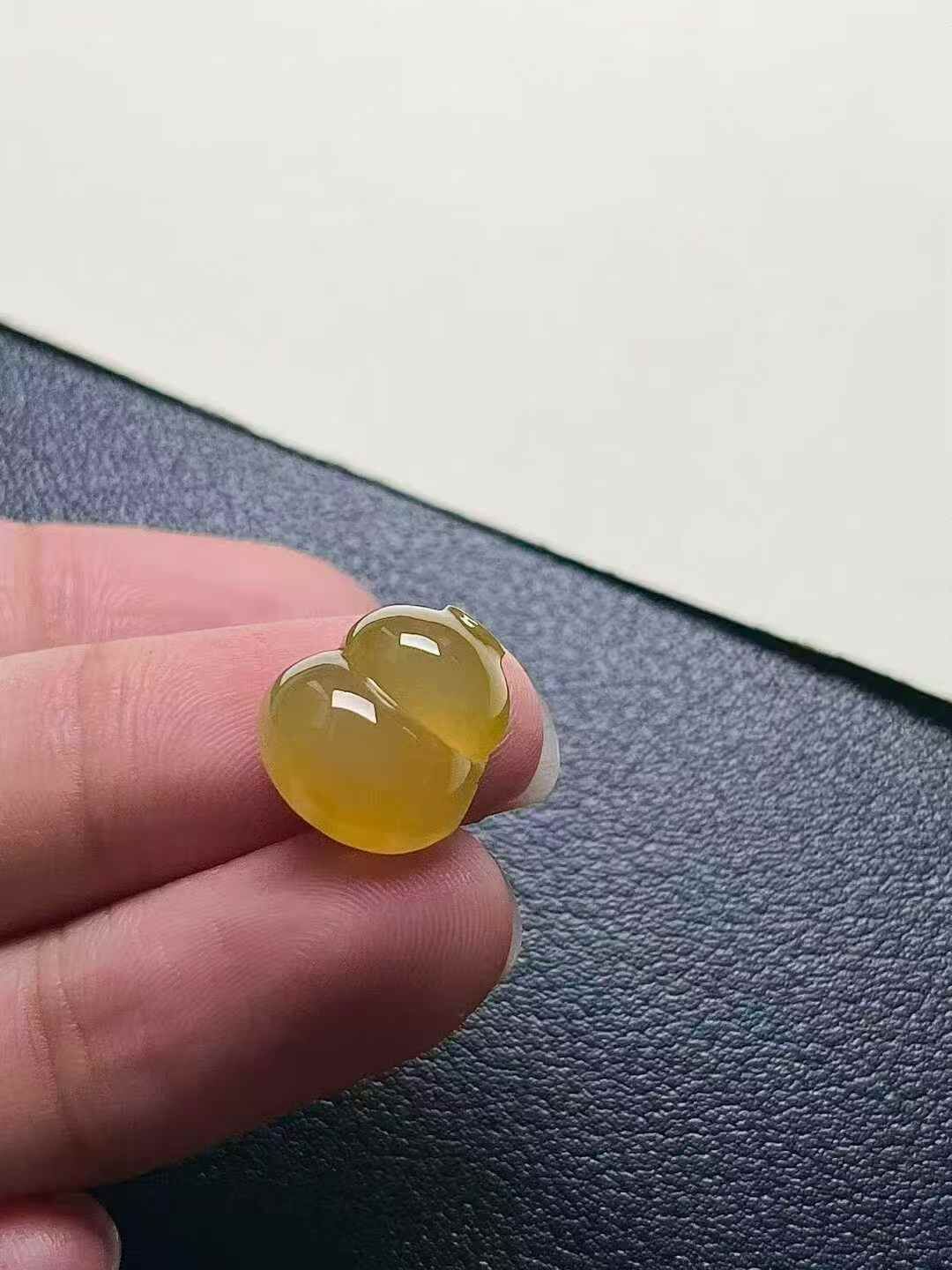 118314 翡翠黃翡葫蘆