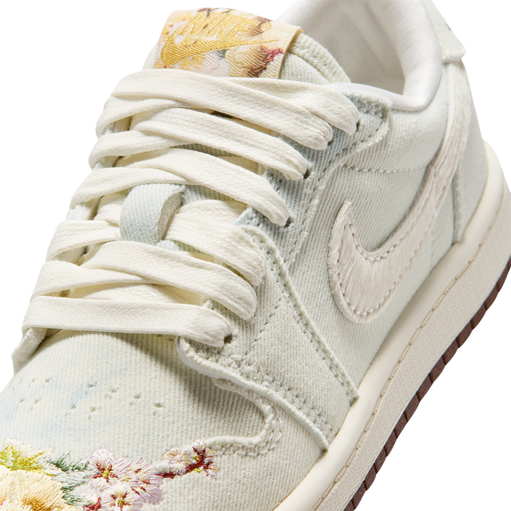 Nike Air Jordan 1 Low OG CNY 馬年限定 灰白花卉 PS 中童 IQ1109-011