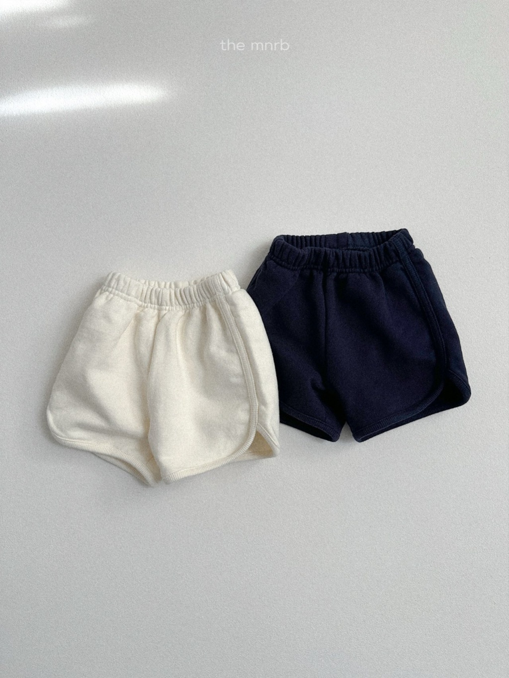 正韓春minirobe 兩色純棉圓弧短褲