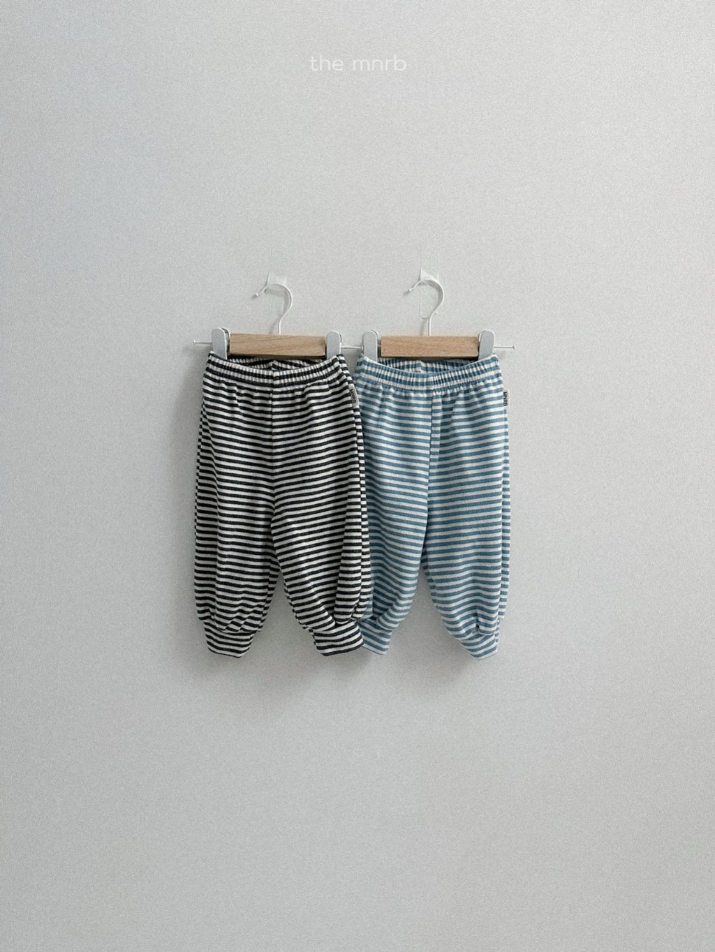 正韓春minirobe 兩色條紋運動褲