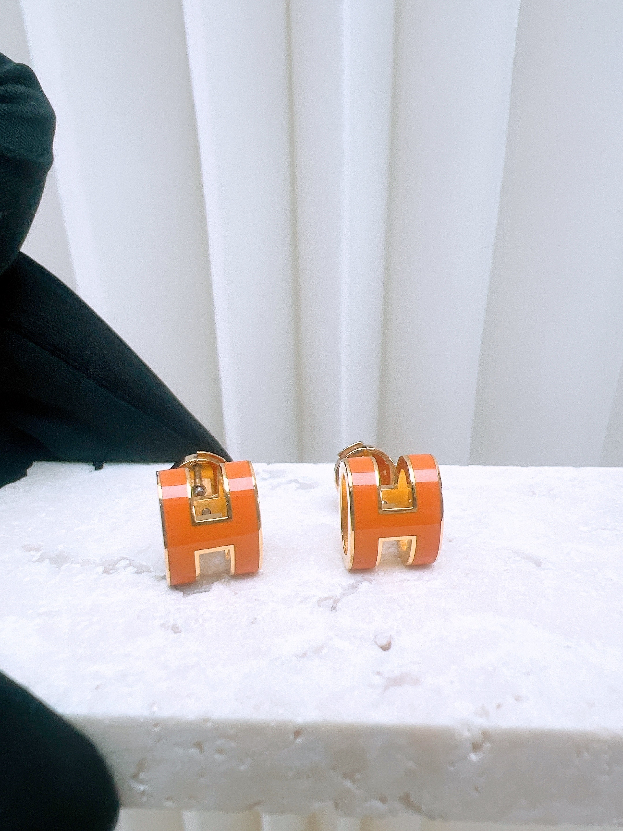 Hermes pop h earrings (orange/ GHW)